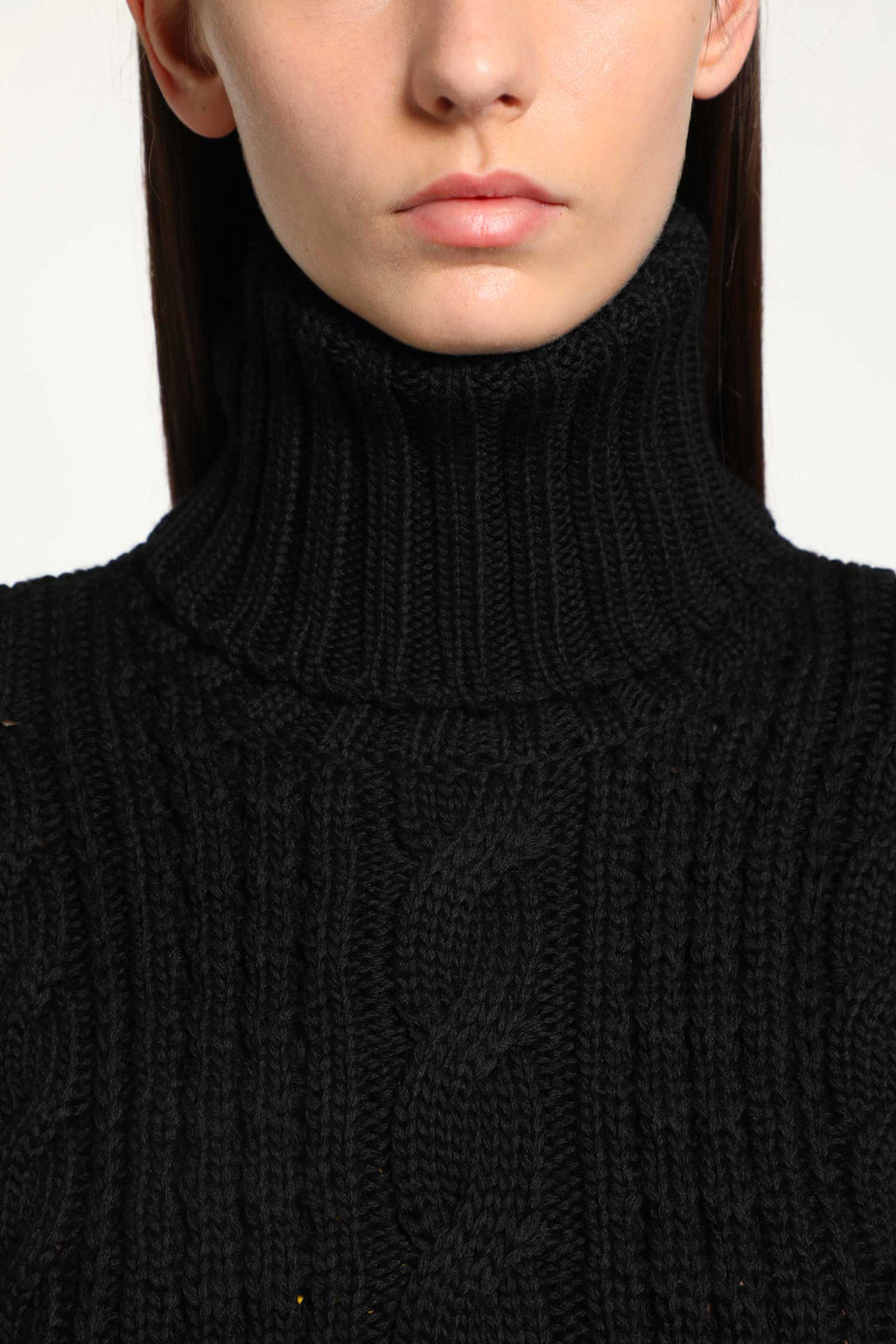 Ee72 Collaboration Wool Turtleneck Sweater Moncler – Гарантія оригінальності – збільшений вид