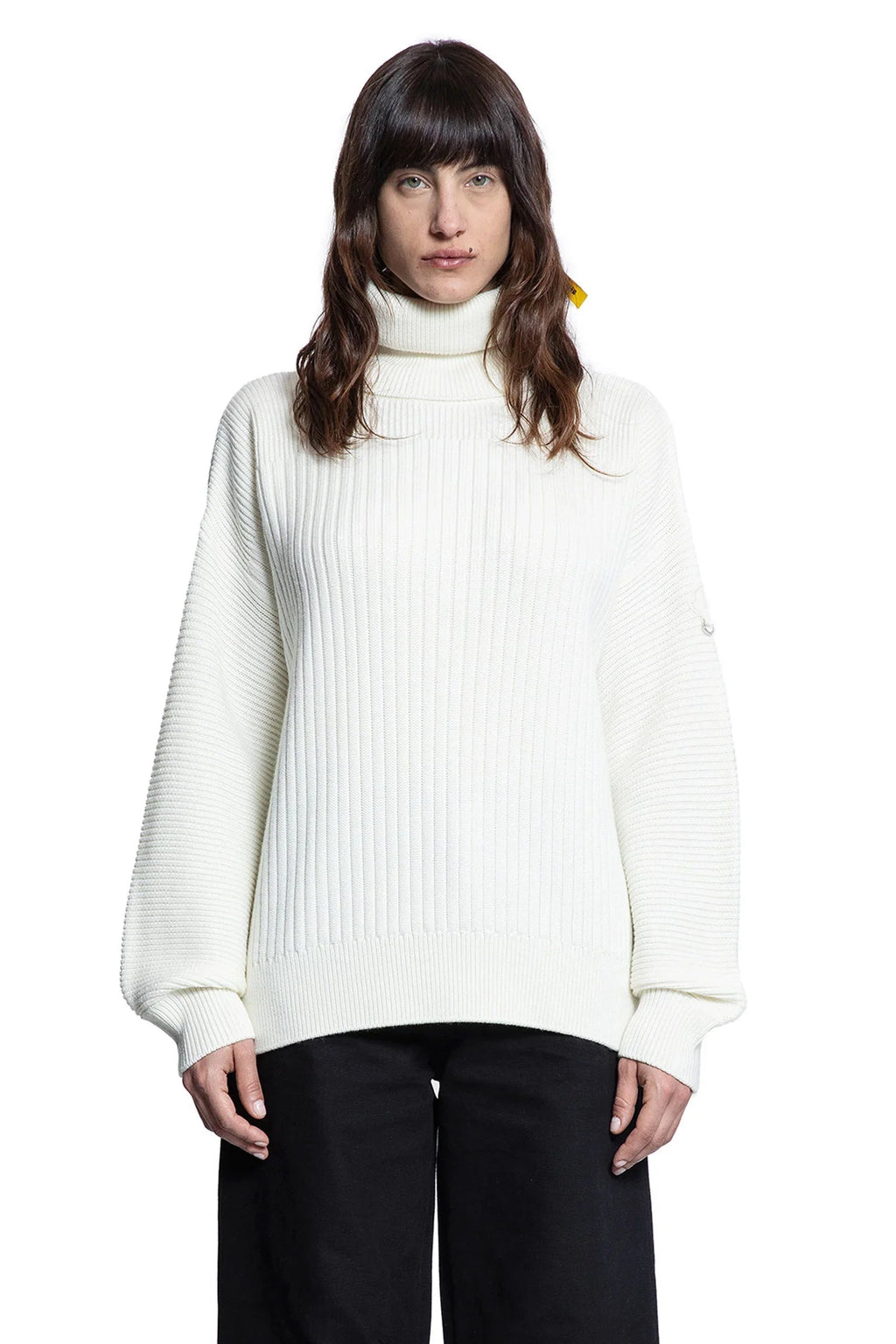 Willow Smith Collaboration Turtleneck Sweater Moncler – Гарантія оригінальності – боковий вид