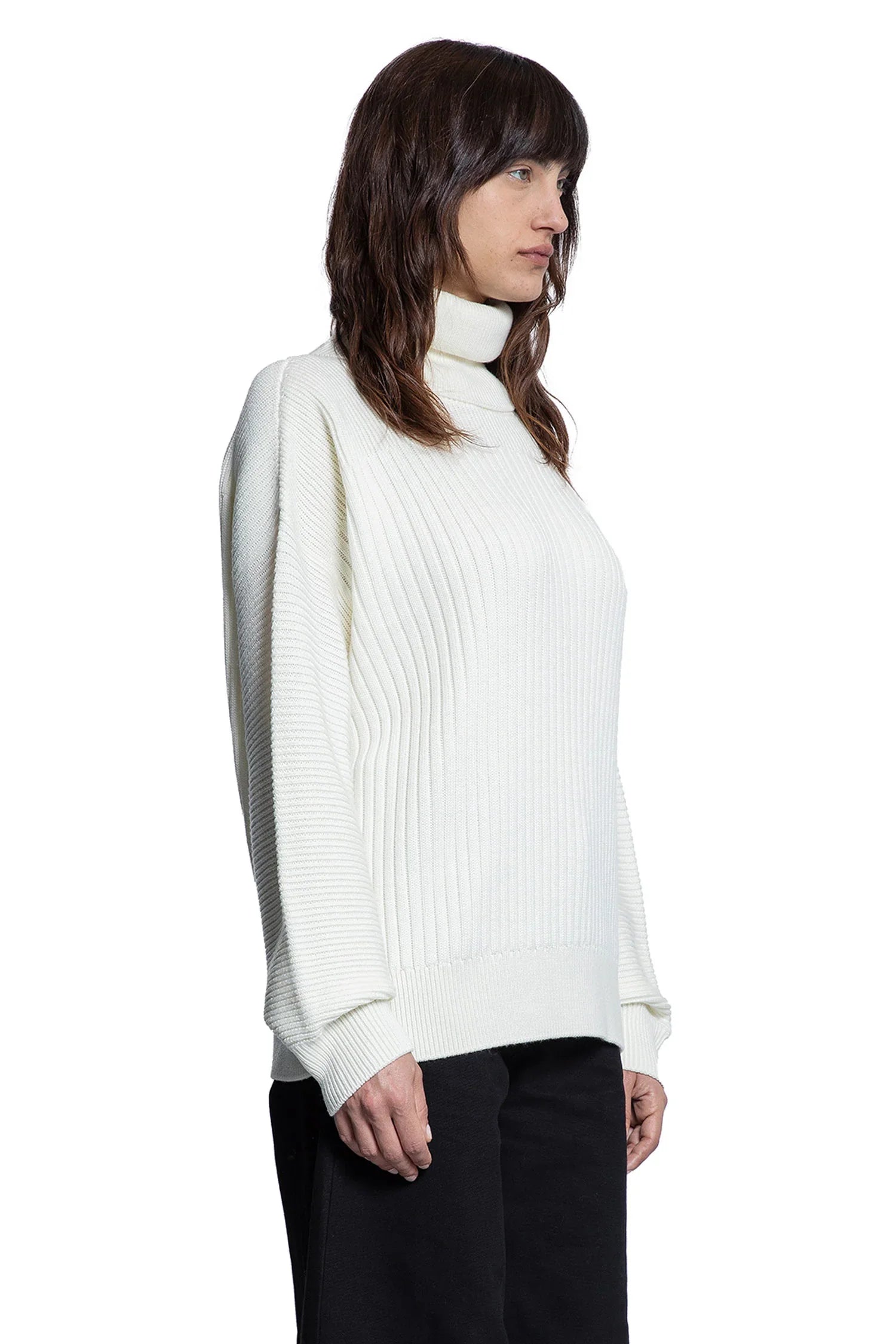 Willow Smith Collaboration Turtleneck Sweater Moncler – Гарантія оригінальності – вид ззаду