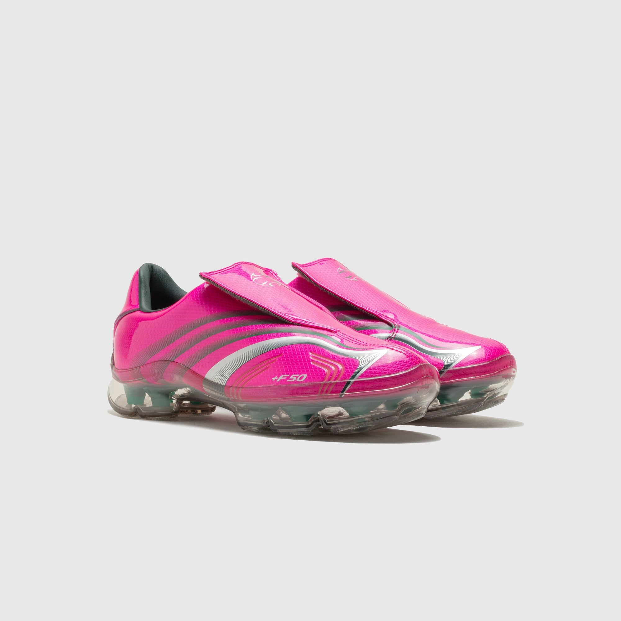 Оригінальна Wmns F50 Walkable Shoes Shock Pink Adidas – вид ззаду - ADIDAS
