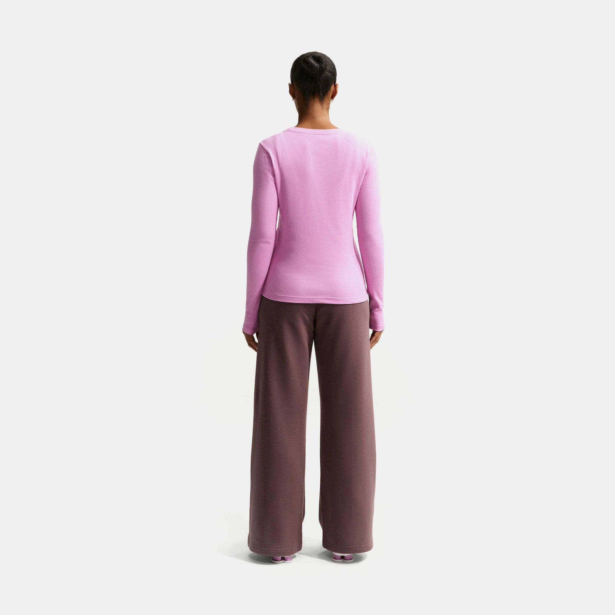 Nsw Club Fleece MID Rise Wide Leg Womens Sweatpants Nike оригінал – Купити в Україні – вид ззаду