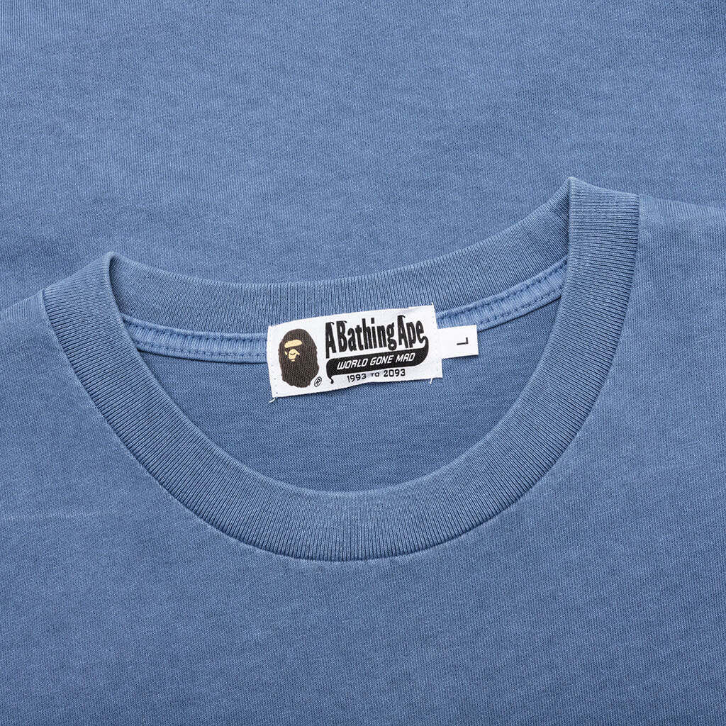 Оригінальна Pigment Dyed College Relaxed Fit Tee A bathing ape – збільшений вид
