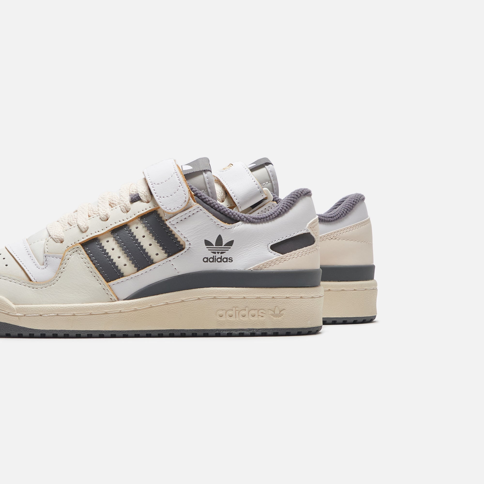 Wmns Forum 84 Low Off White Adidas оригінал – Купити в Україні – збільшений вид - ADIDAS