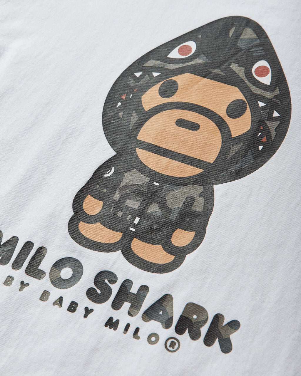 Оригінальна Mens 1st Camo Milo Shark Fzh Longsleeve T-Shirt White A bathing ape – детальний вид
