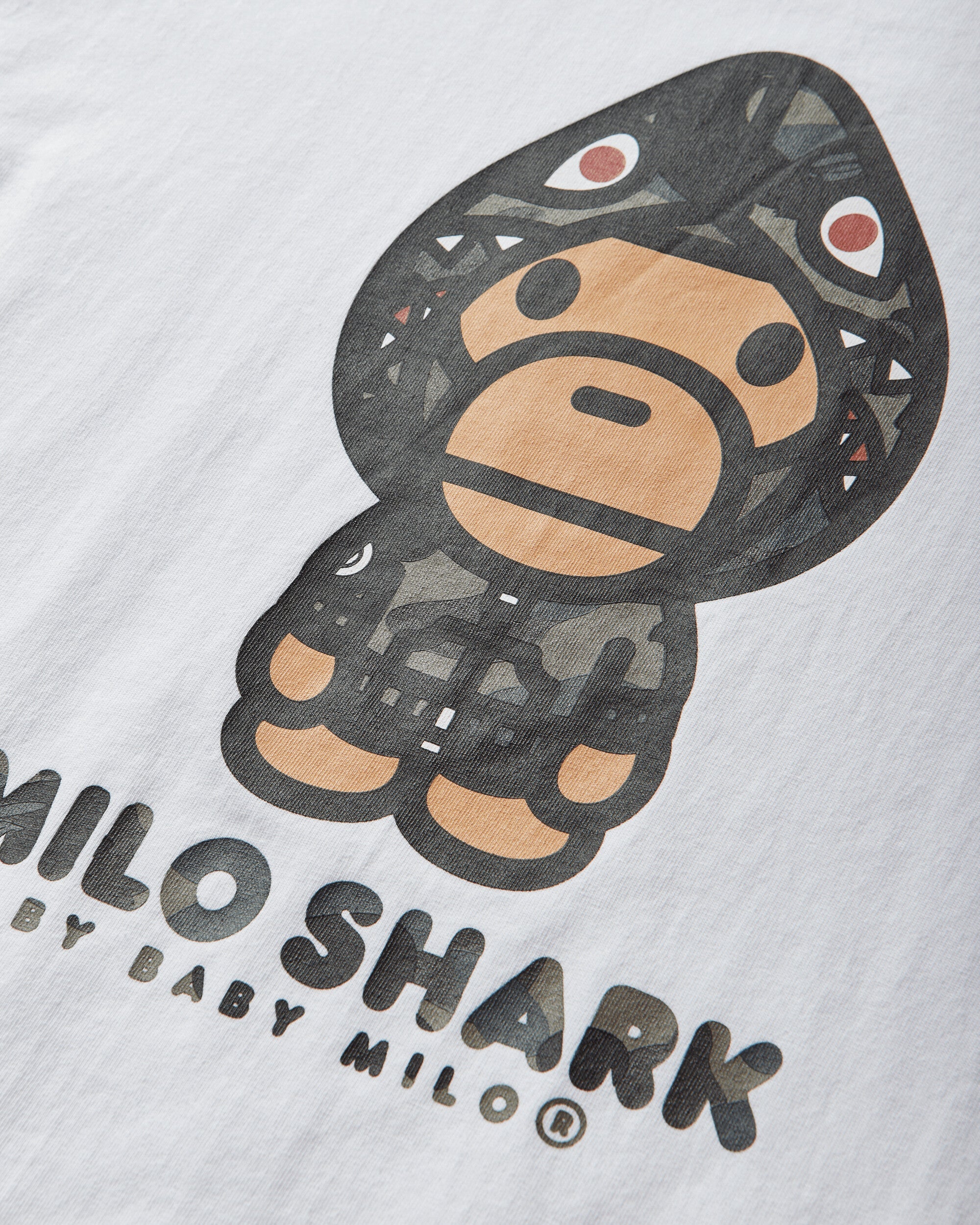 Оригінальна Mens 1st Camo Milo Shark Fzh Longsleeve T-Shirt White A bathing ape – детальний вид