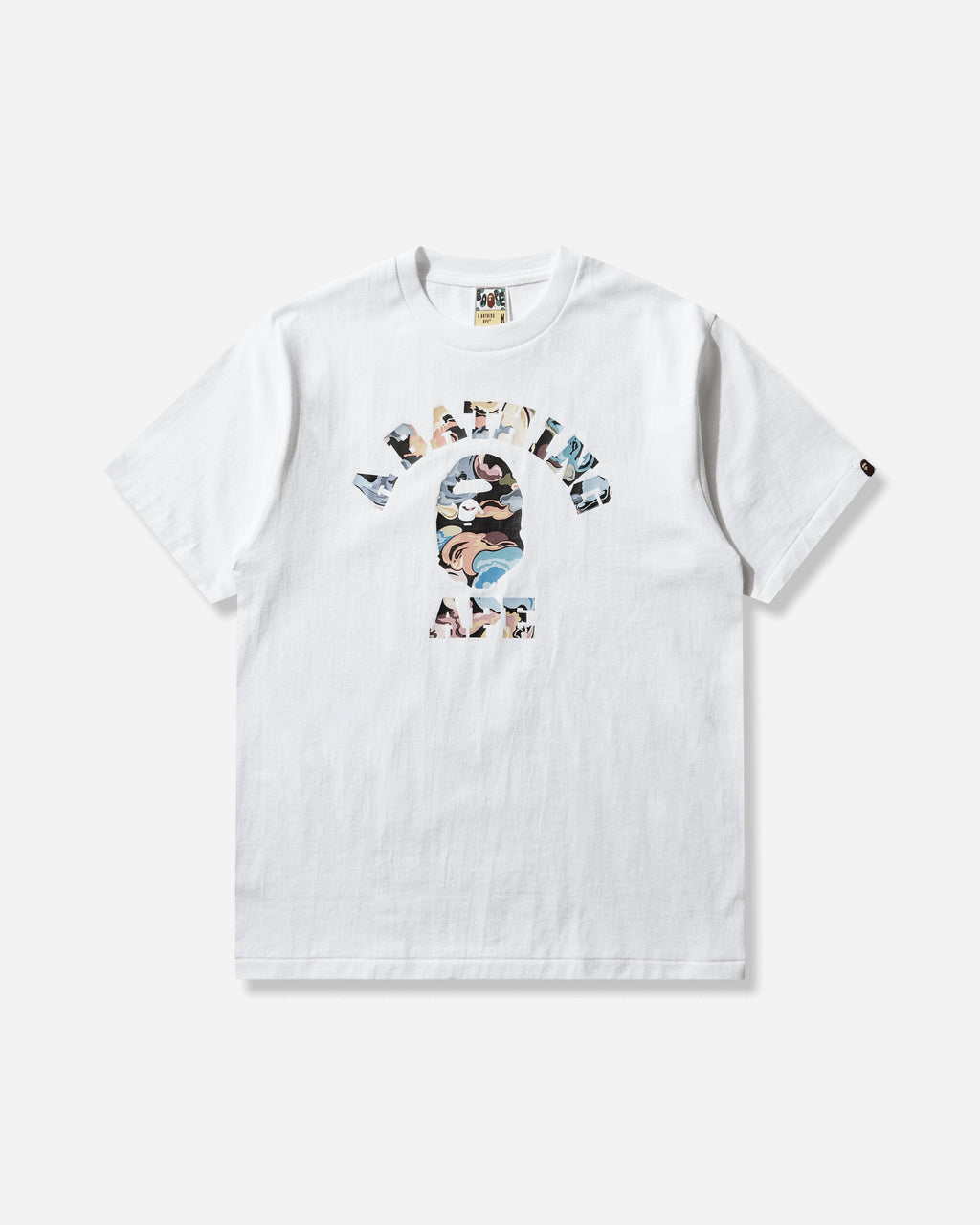 Mens Art Camo College T-Shirt White A bathing ape – Гарантія оригінальності – боковий вид