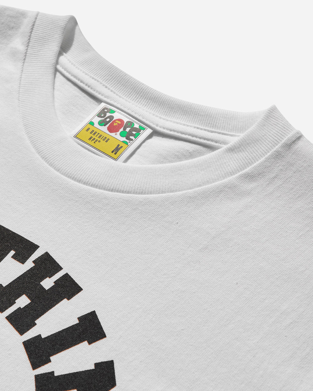 Mens College T-Shirt White A bathing ape – Гарантія оригінальності – детальний вид