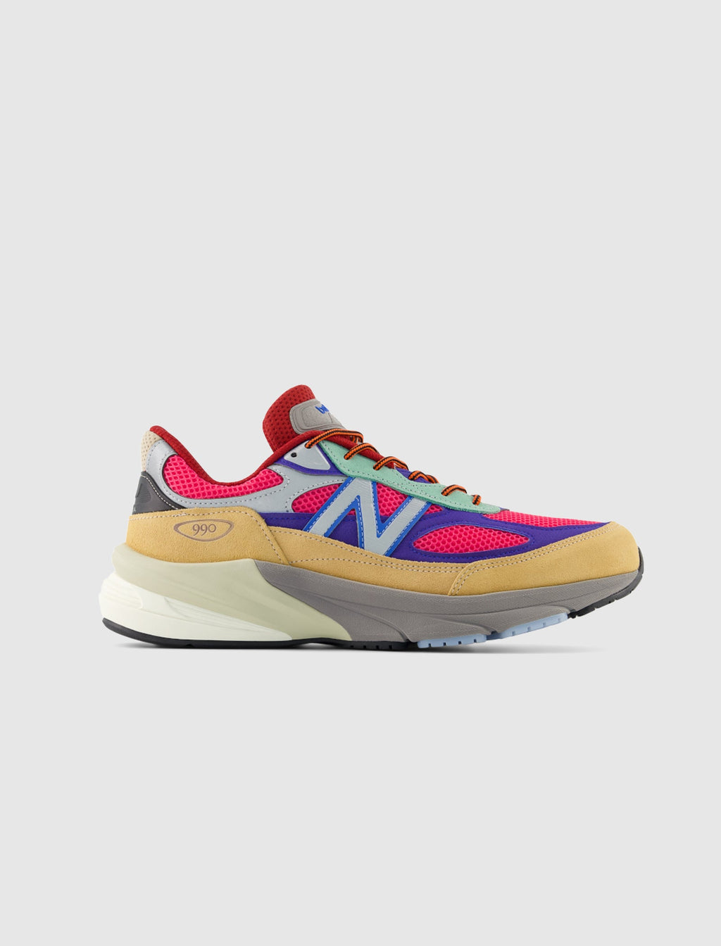 Action Bronson X 990 V6 Hi Pink New balance оригінал – Купити в Україні – боковий вид