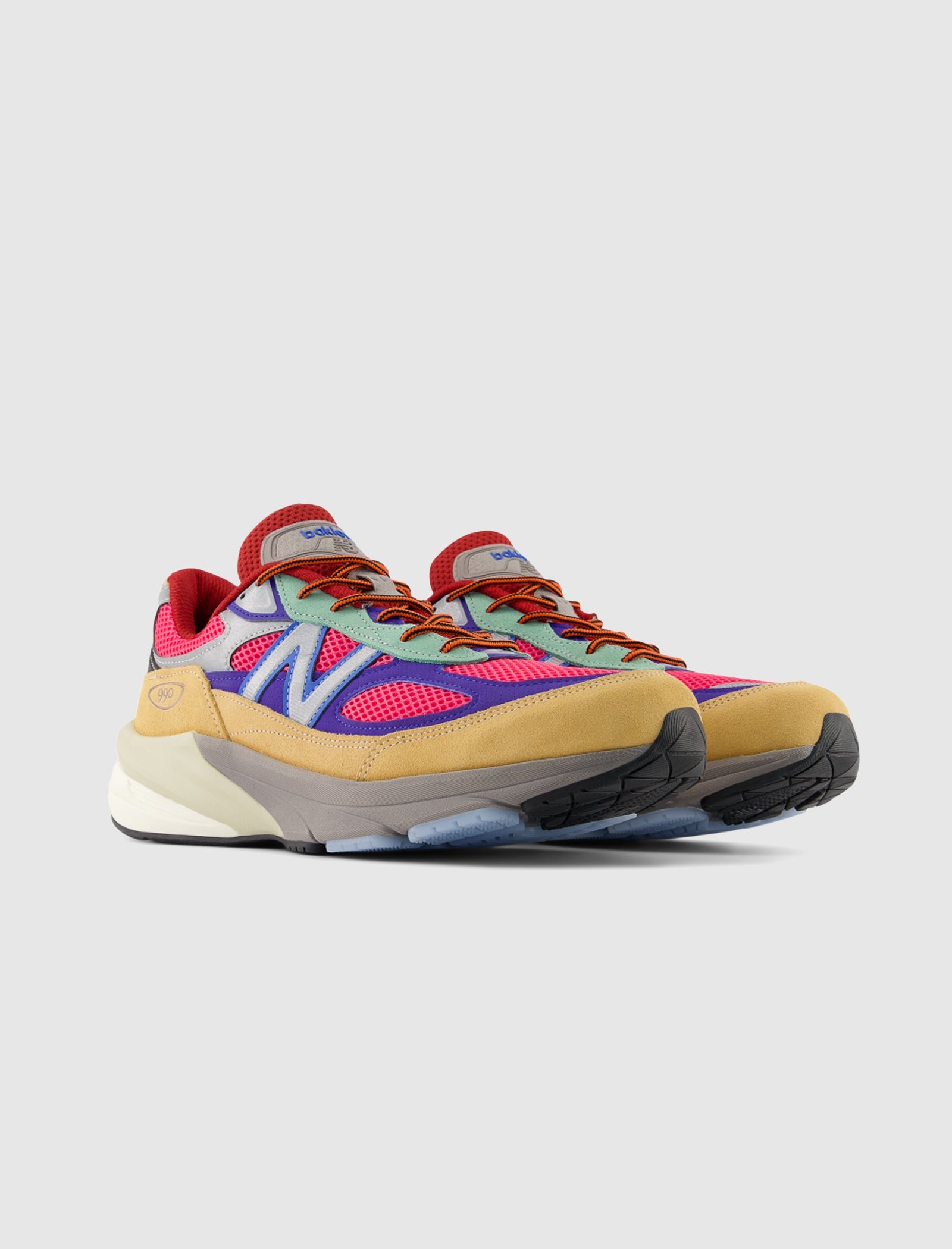 Action Bronson X 990 V6 Hi Pink New balance оригінал – Купити в Україні – вид ззаду