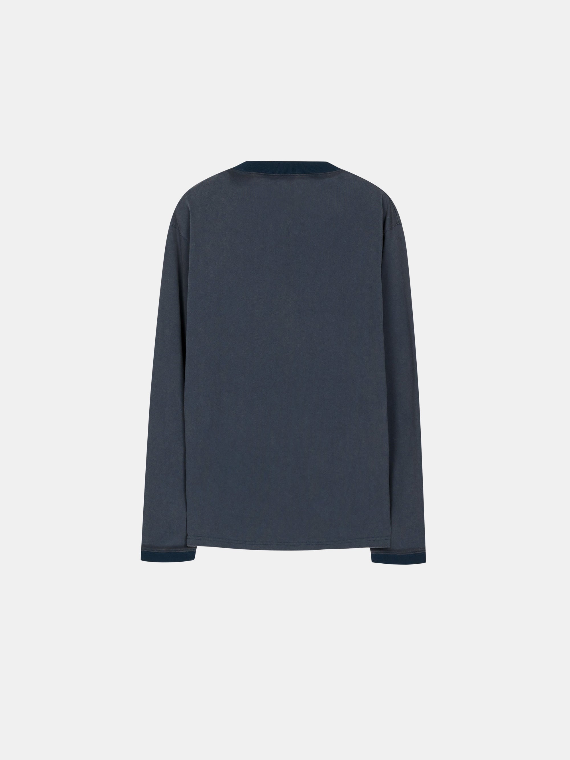 Оригінальна Invert Ls T-Shirt Midnight A cold wall – вид ззаду