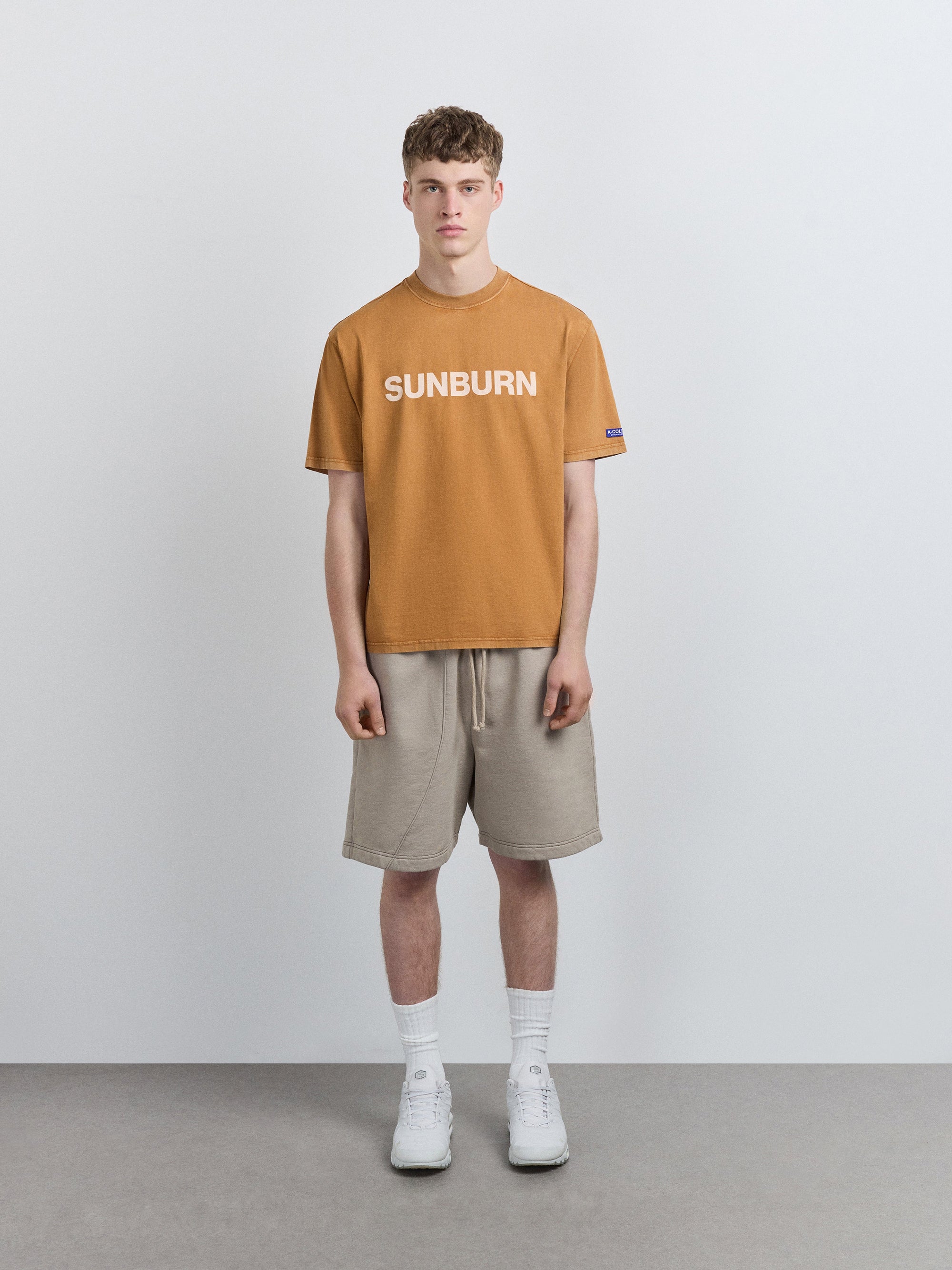 Sunburn T-Shirt Rust A cold wall – Гарантія оригінальності – детальний вид