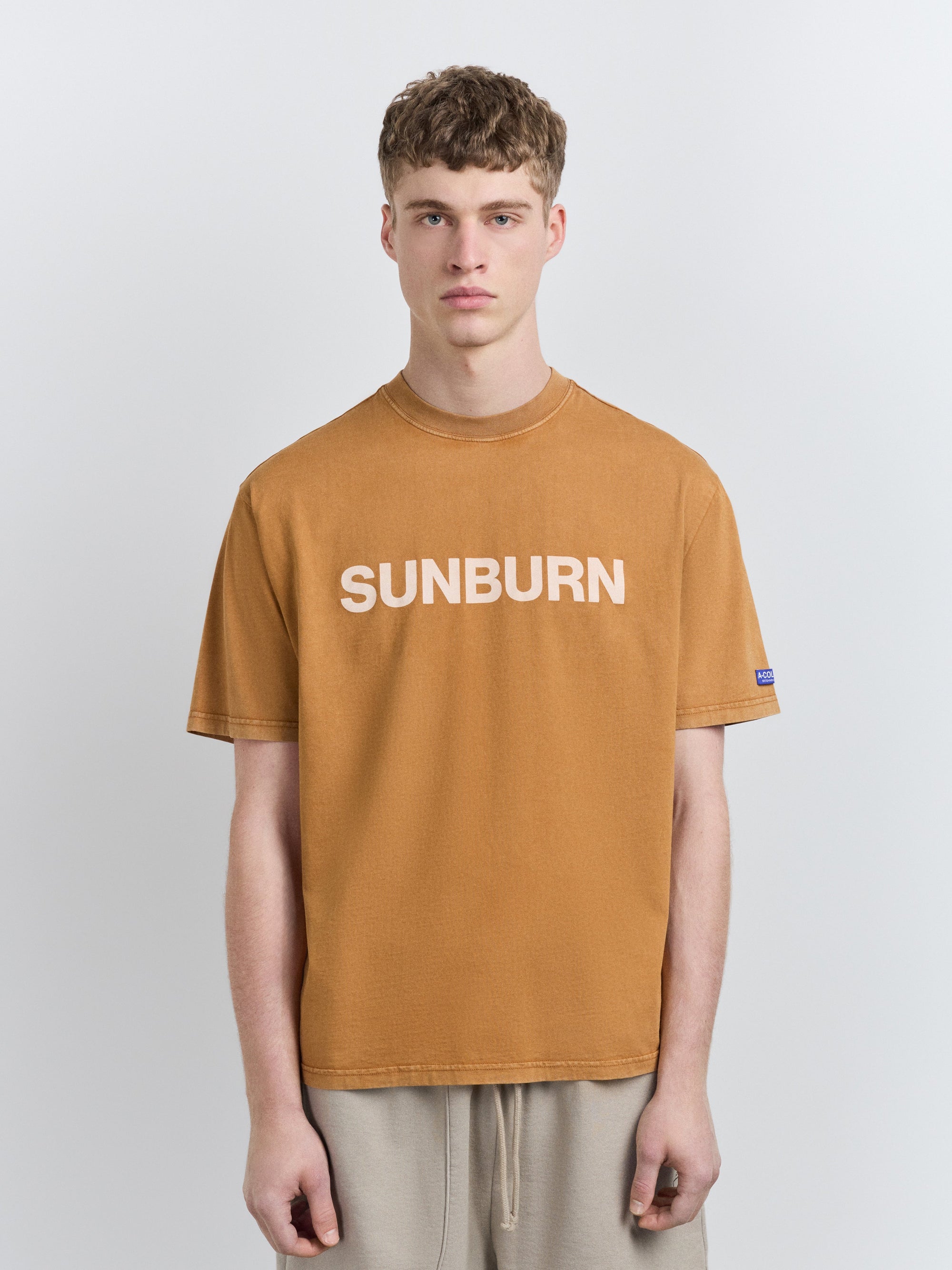 Sunburn T-Shirt Rust A cold wall – Гарантія оригінальності – збільшений вид
