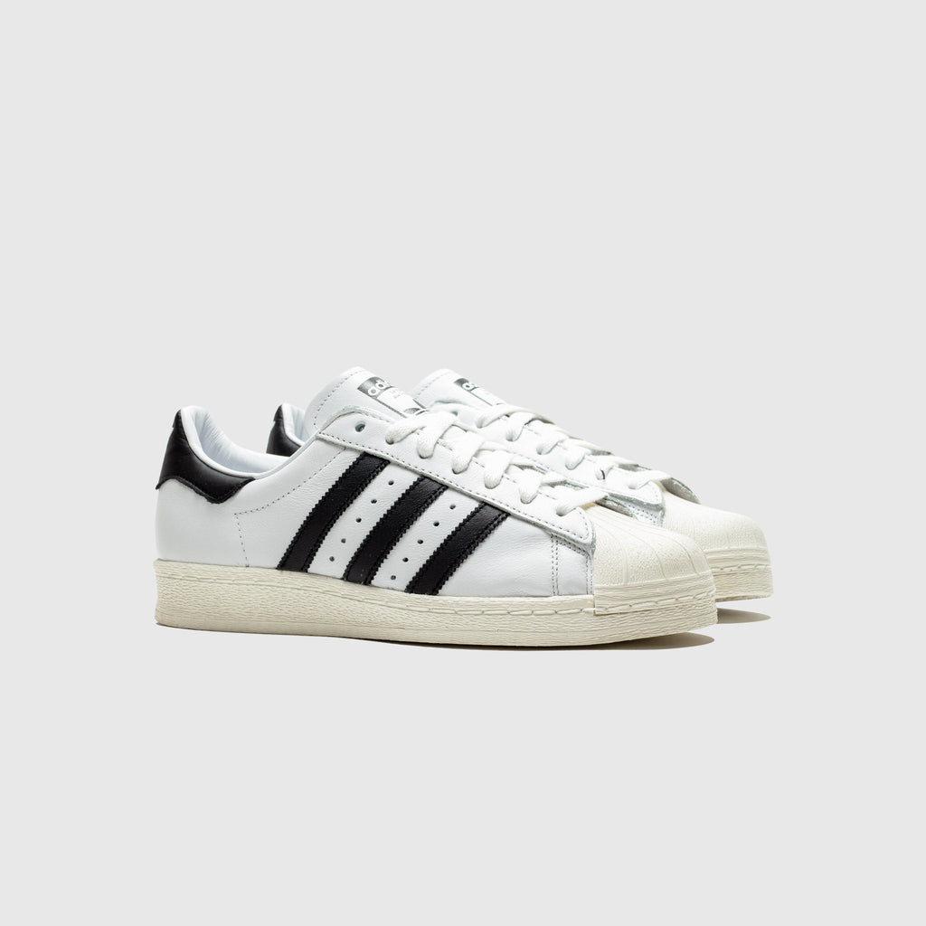 Superstar 82 Adidas оригінал – Купити в Україні – вид ззаду