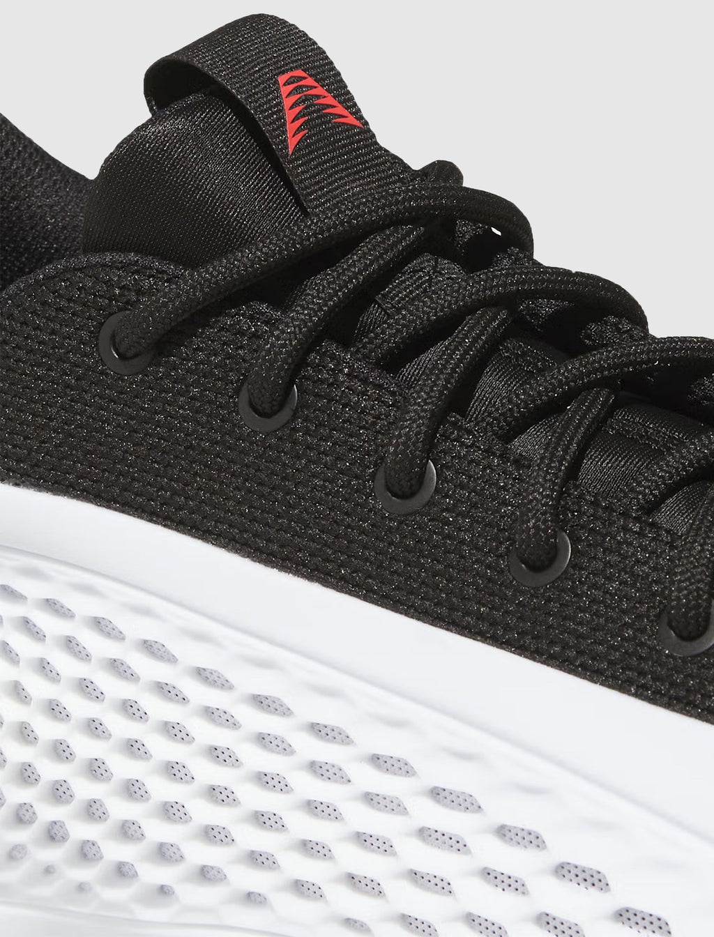 Оригінальна Anthony Edwards 1 Low White Adidas – вид ззаду