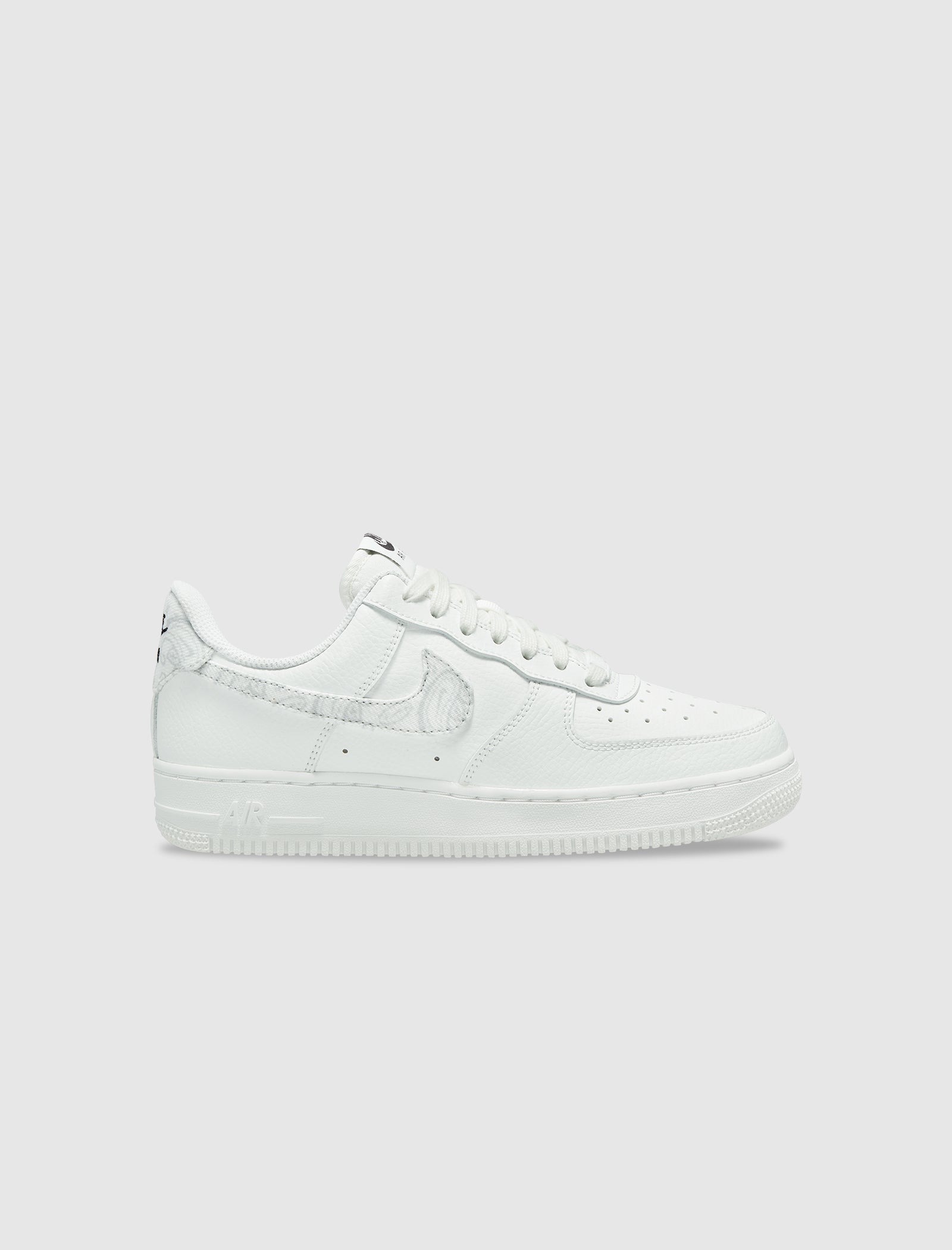 Air Force 1 07 Summit White Nike – Гарантія оригінальності – боковий вид