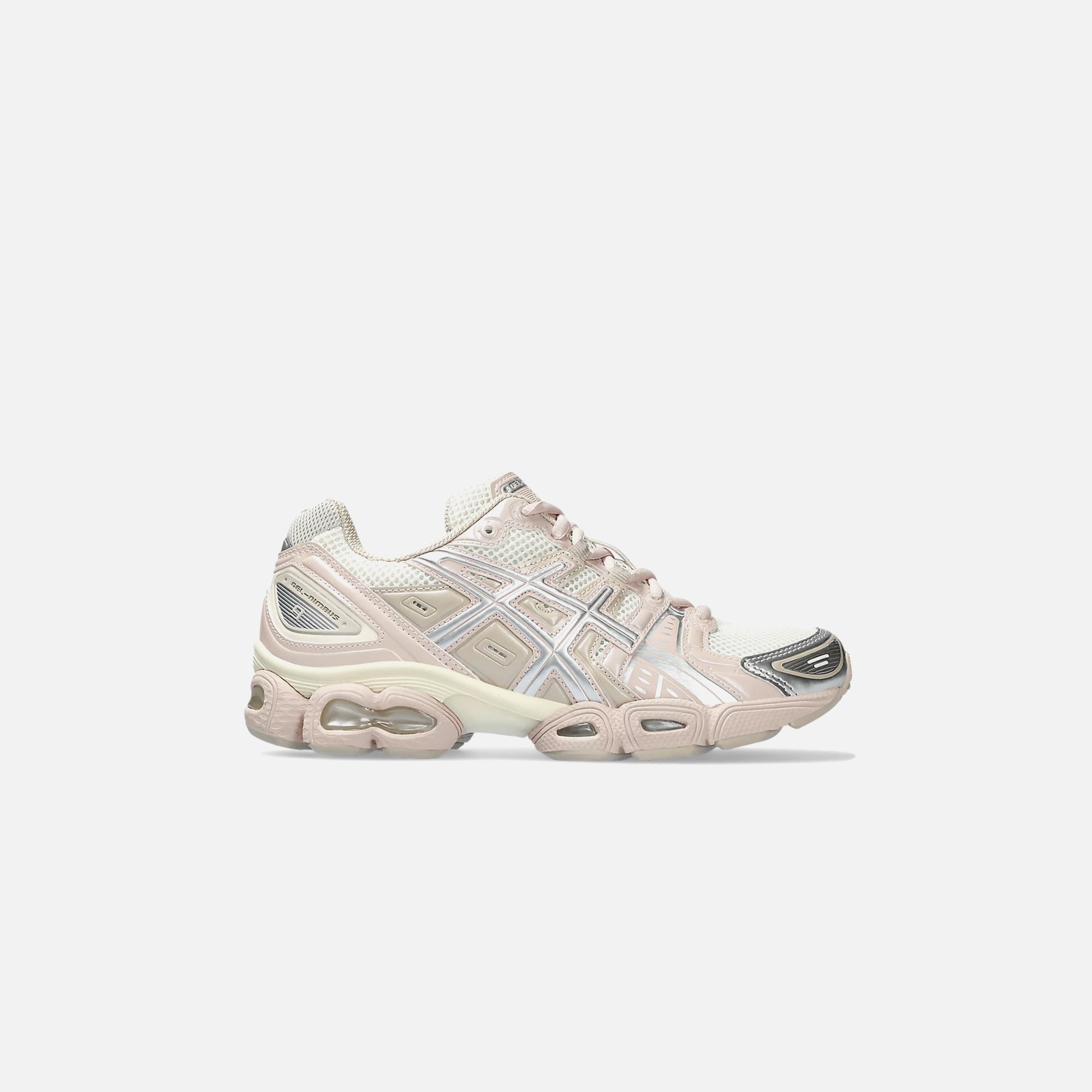 Оригінальна Wmns Gel Nimbus 9 Cream Asics – боковий вид