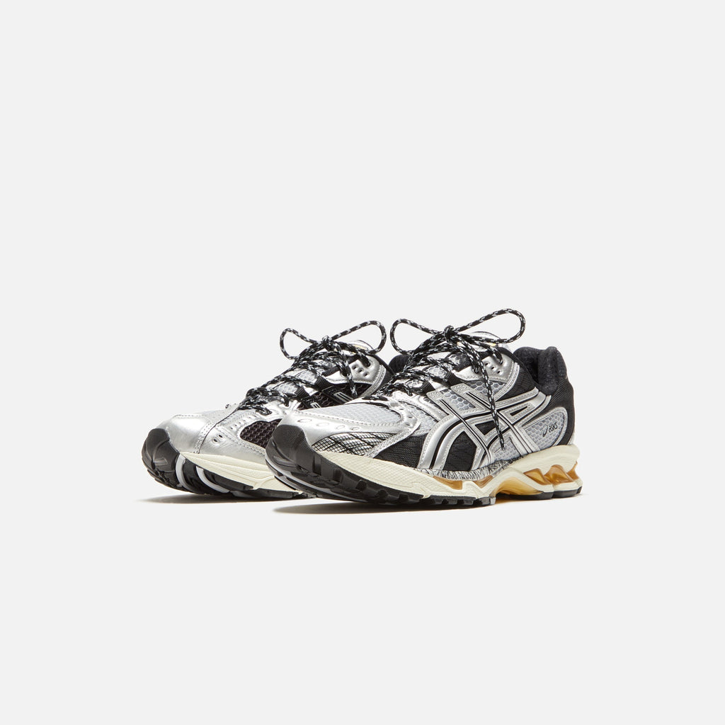 Оригінальна Gel Nimbus 10.1 Piedmont Grey Asics – вид ззаду