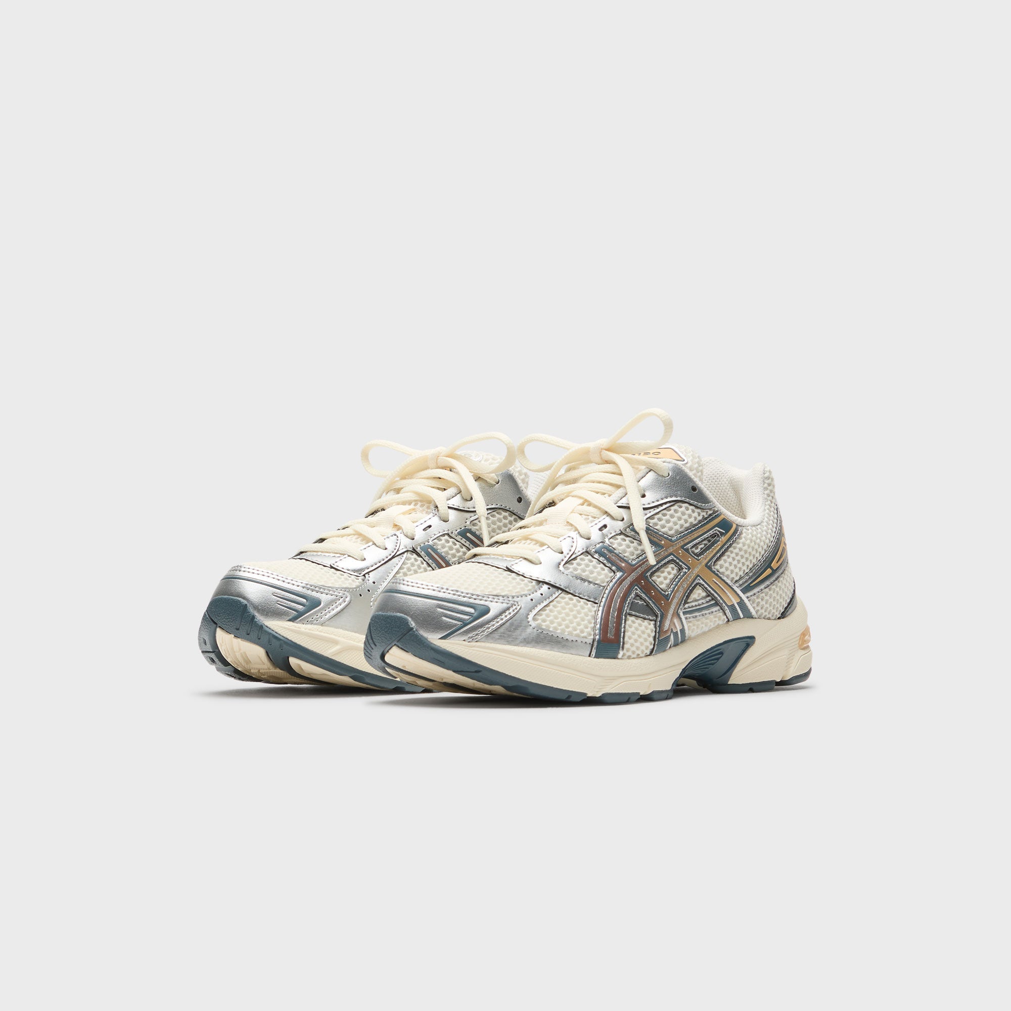 Оригінальна Gel 1130 Cream Asics – вид ззаду