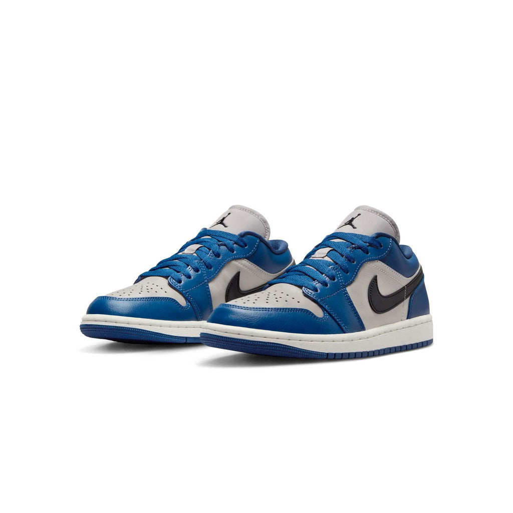 1 Womens Low Shoes Air jordan оригінал – Купити в Україні – вид ззаду