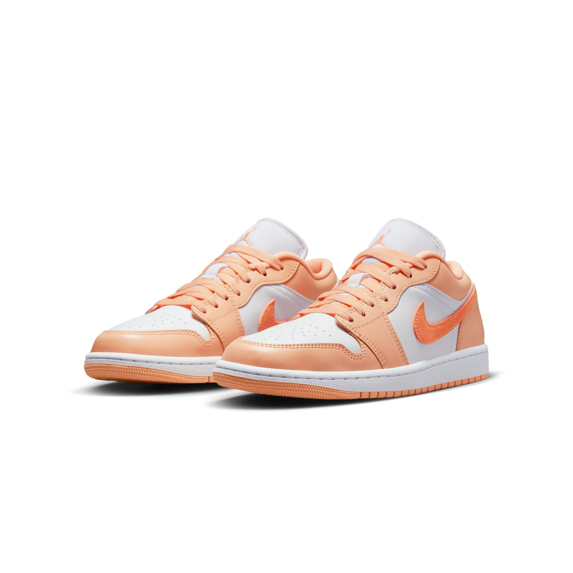 1 Womens Low Shoes Air jordan оригінал – Купити в Україні – вид ззаду