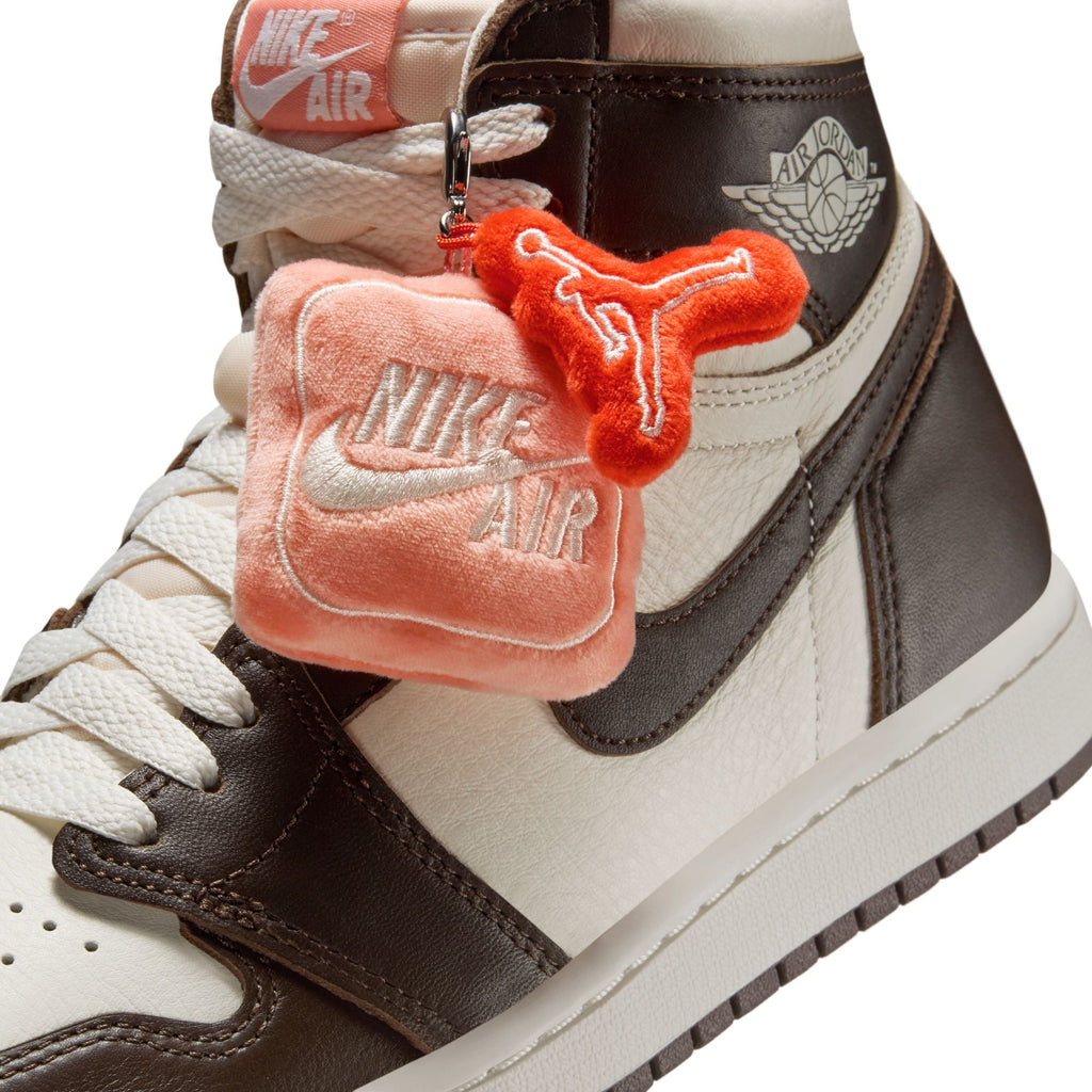 Оригінальна 1 Womens Retro High OG Shoes AIR JORDAN – збільшений вид