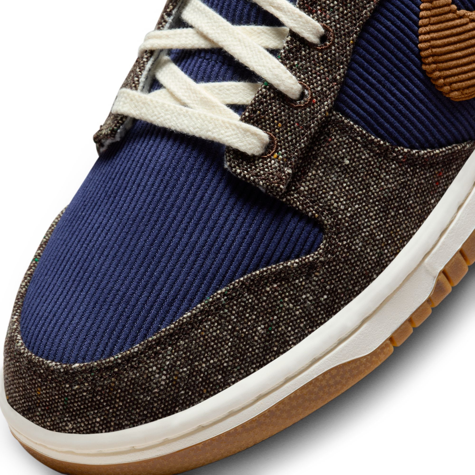 Dunk Low Prm Shoes Nike – Гарантія оригінальності – збільшений вид - NIKE
