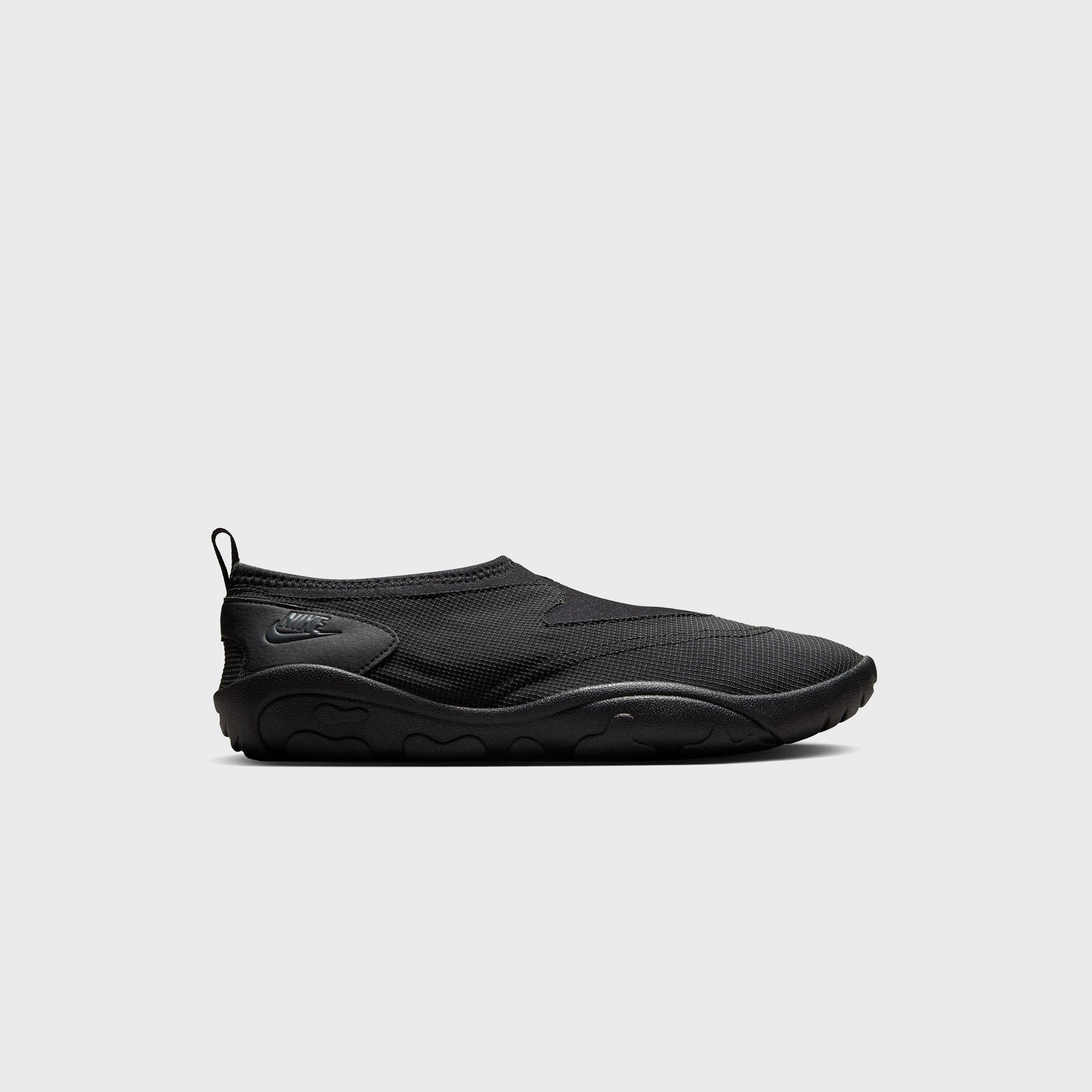 Aqua Turf Black Nike – Гарантія оригінальності – боковий вид