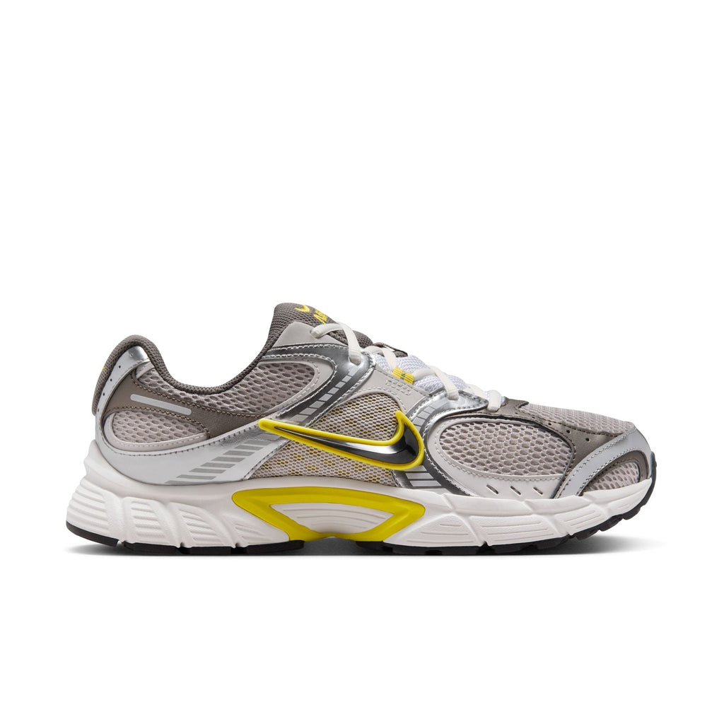 V5 Rnr Nike оригінал – Купити в Україні – боковий вид