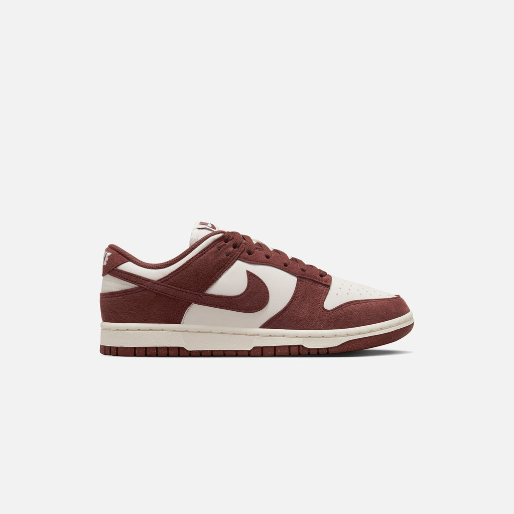 Оригінальна Dunk Low Phantom Nike – боковий вид