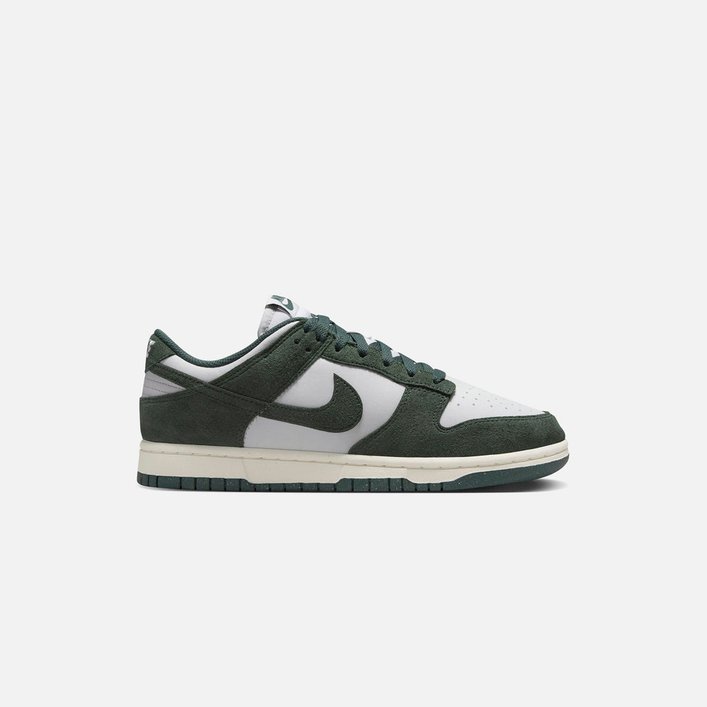 Nike Footwear оригінал | Швидка доставка Україна – боковий вид