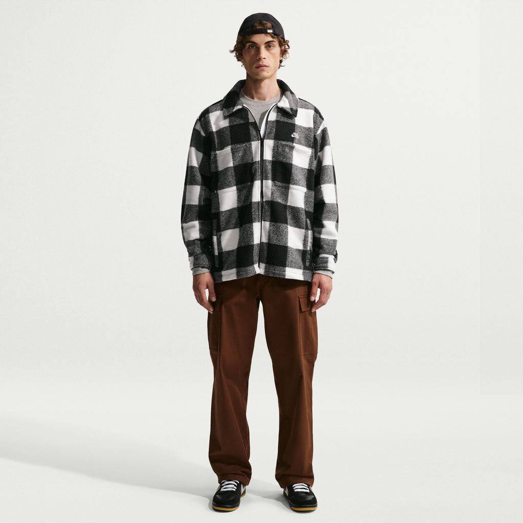 Nike Outerwear оригінал | Швидка доставка Україна – вид ззаду