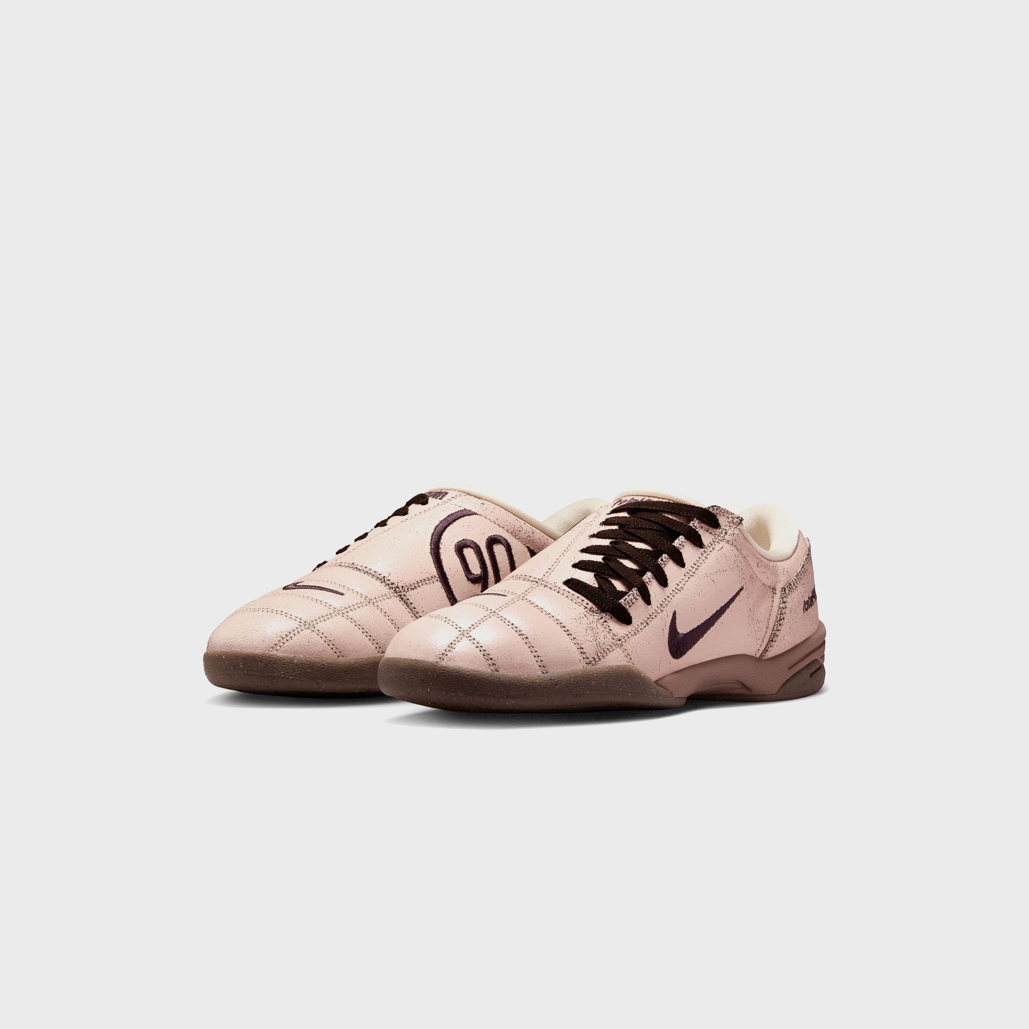 Total 90 Prm Pearl White Nike – Гарантія оригінальності – вид ззаду