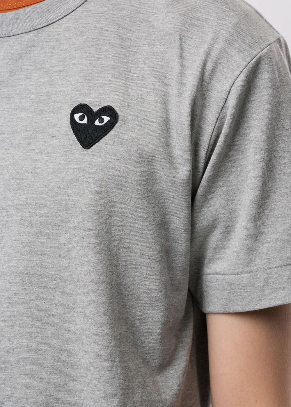 Оригінальна Grey Black Heart T-Shirt Comme des garcons – збільшений вид