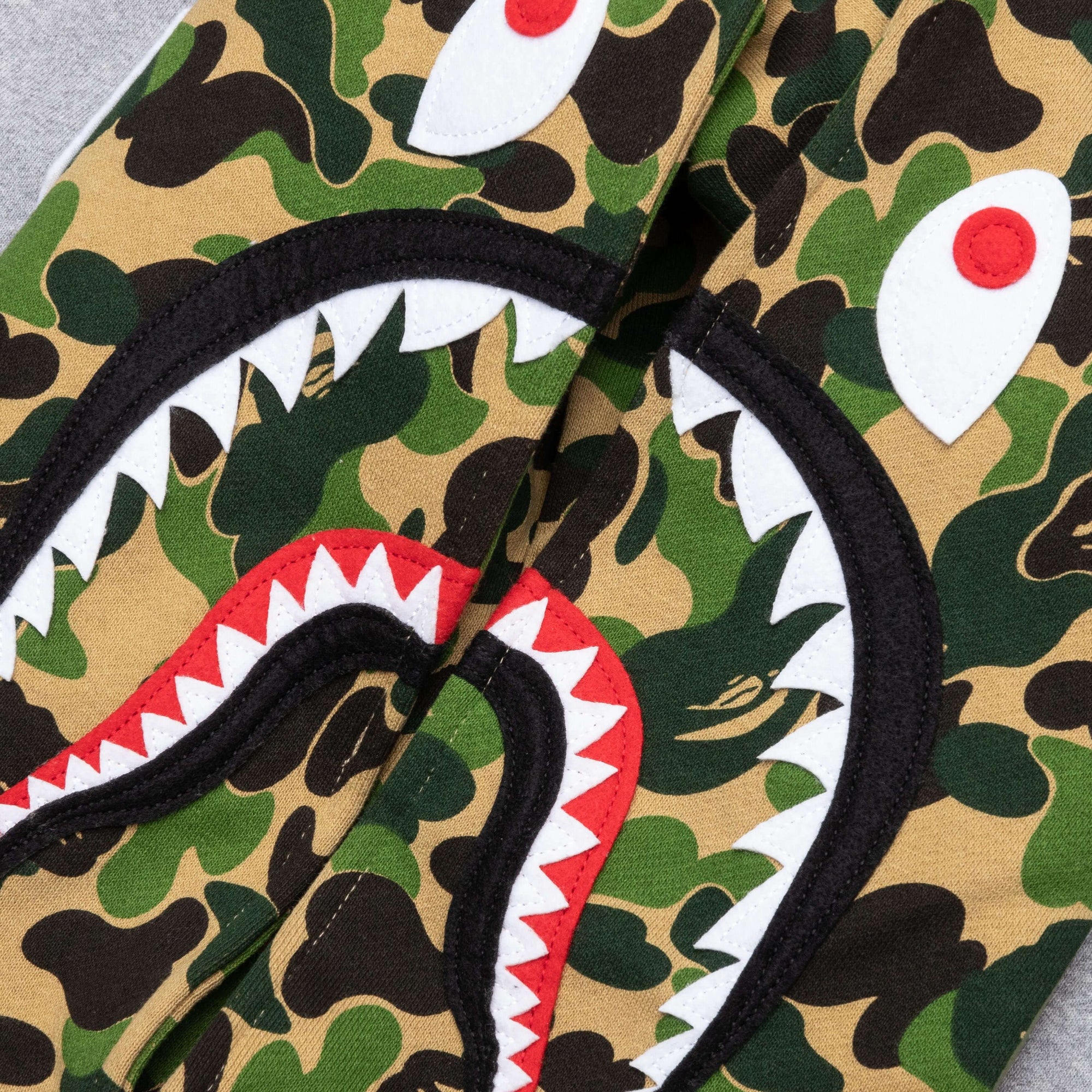 Abc Camo Shark Pullover Hoodie A bathing ape – Гарантія оригінальності – детальний вид