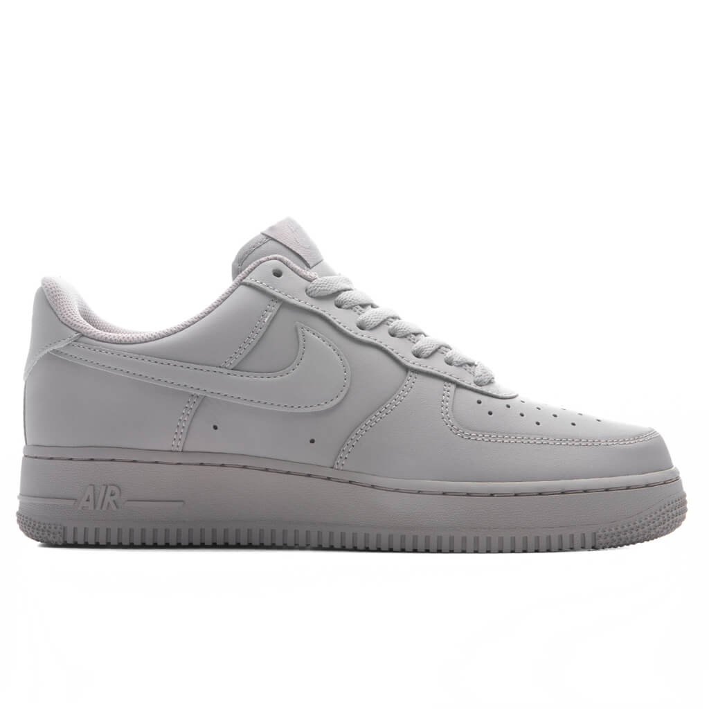 Оригінальна Air Force 1 07 Nike – боковий вид