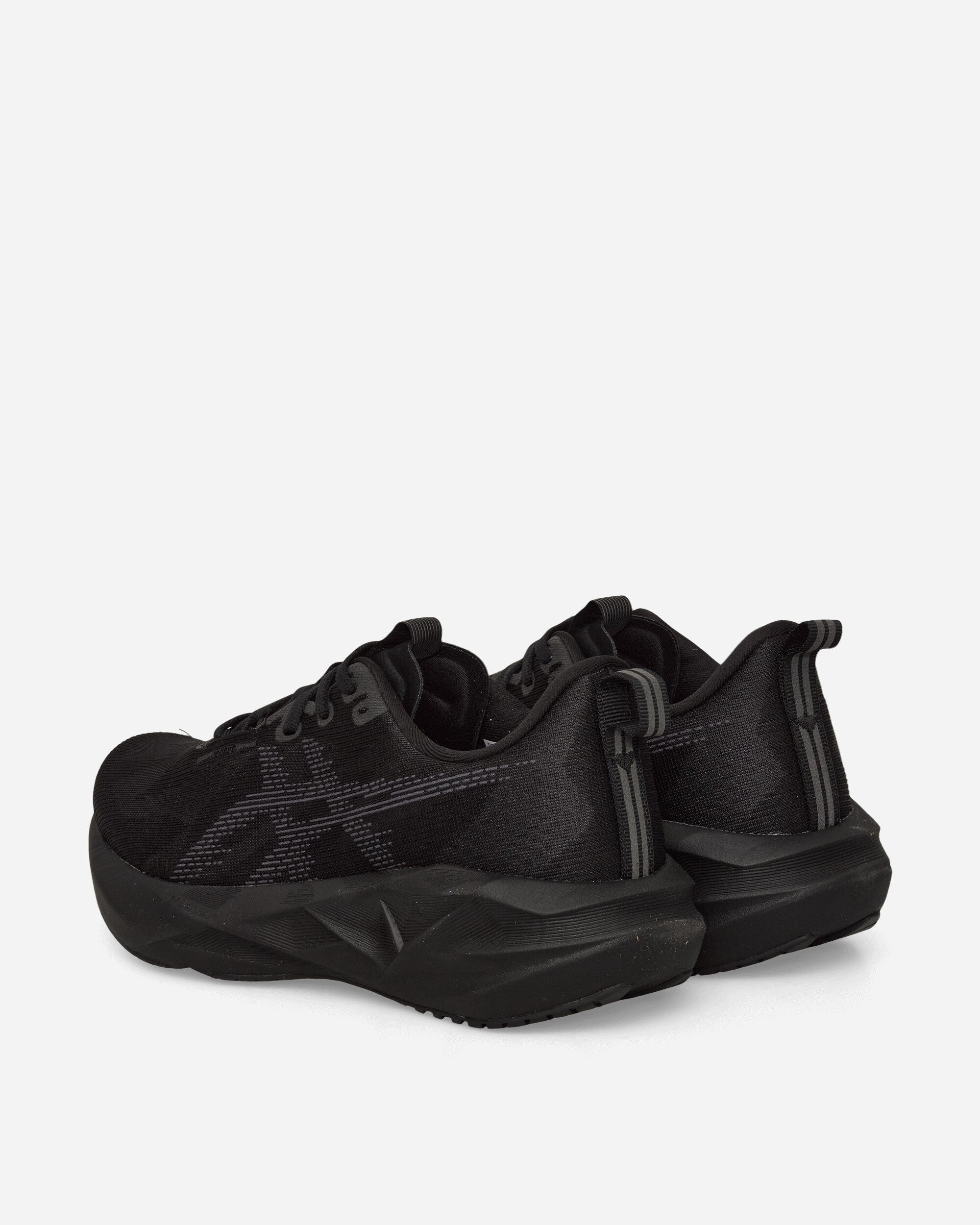 Оригінальна Novablast 5 Sneakers Black Asics – збільшений вид