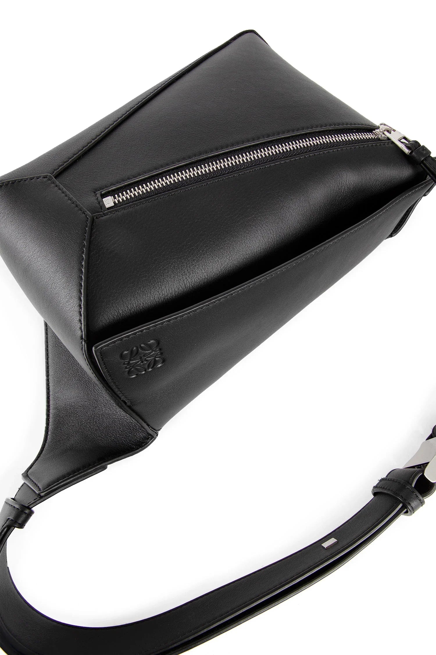 Small Puzzle Bag In Classic Calfksin Loewe – Гарантія оригінальності – збільшений вид