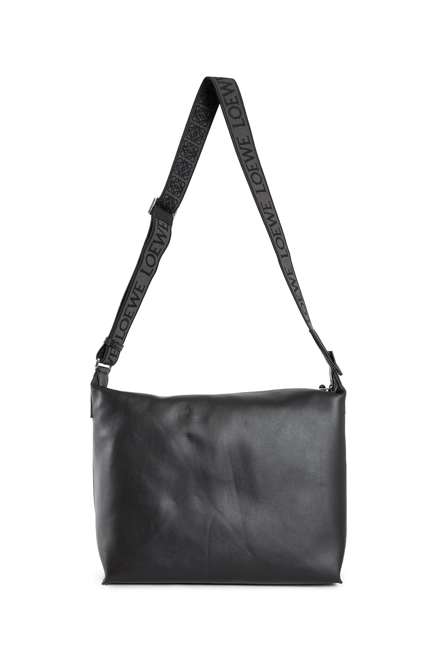 Оригінальна Cubi Crossbody Bag Loewe – детальний вид