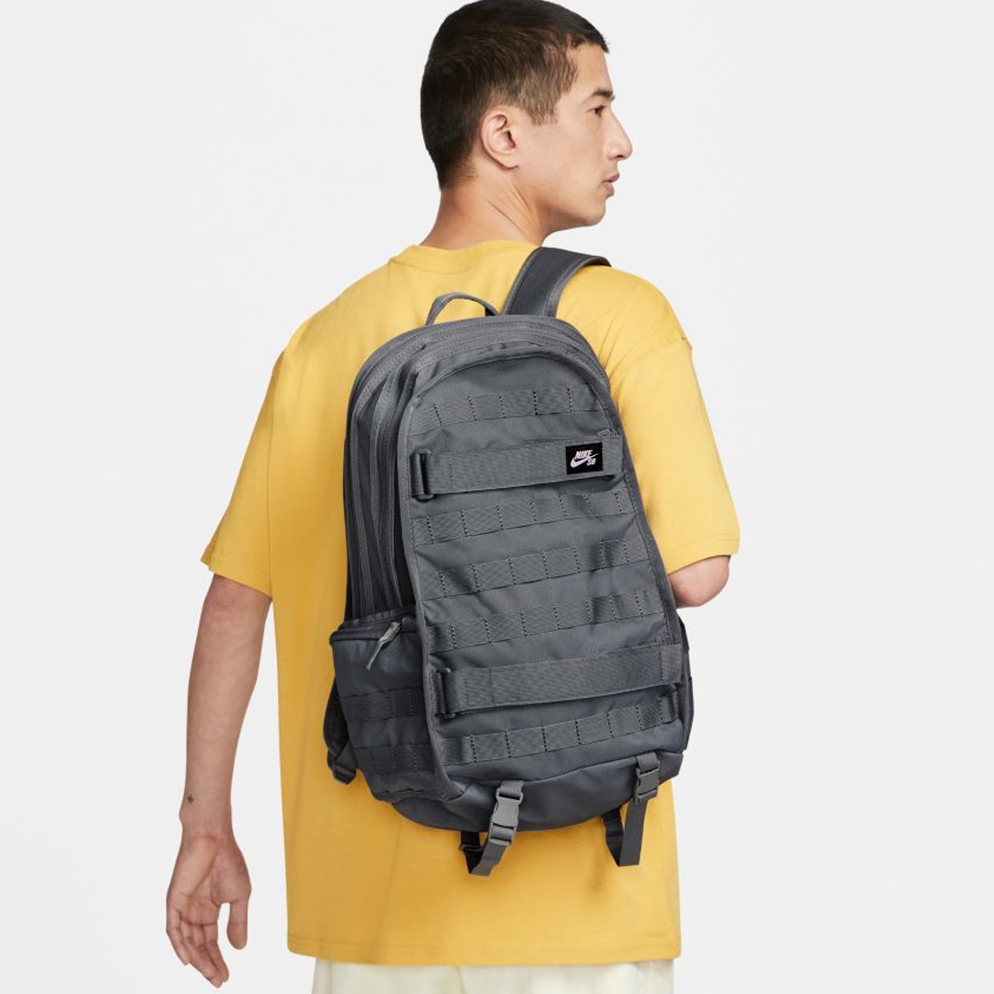 Rpm Skate Backpack Smoke Grey Nike оригінал – Купити в Україні – детальний вид - NIKE