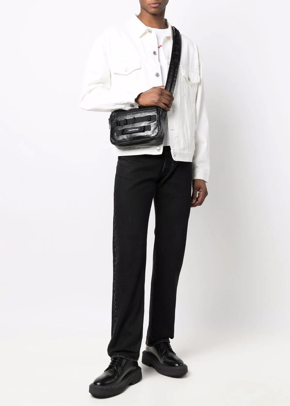Black Army Camera Bag Balenciaga – Гарантія оригінальності – вид ззаду