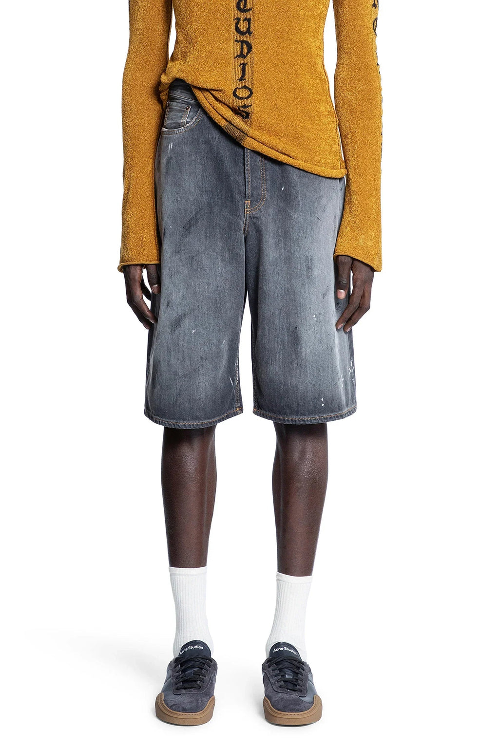 Оригінальна Loose Fit Denim Shorts Acne studios – боковий вид