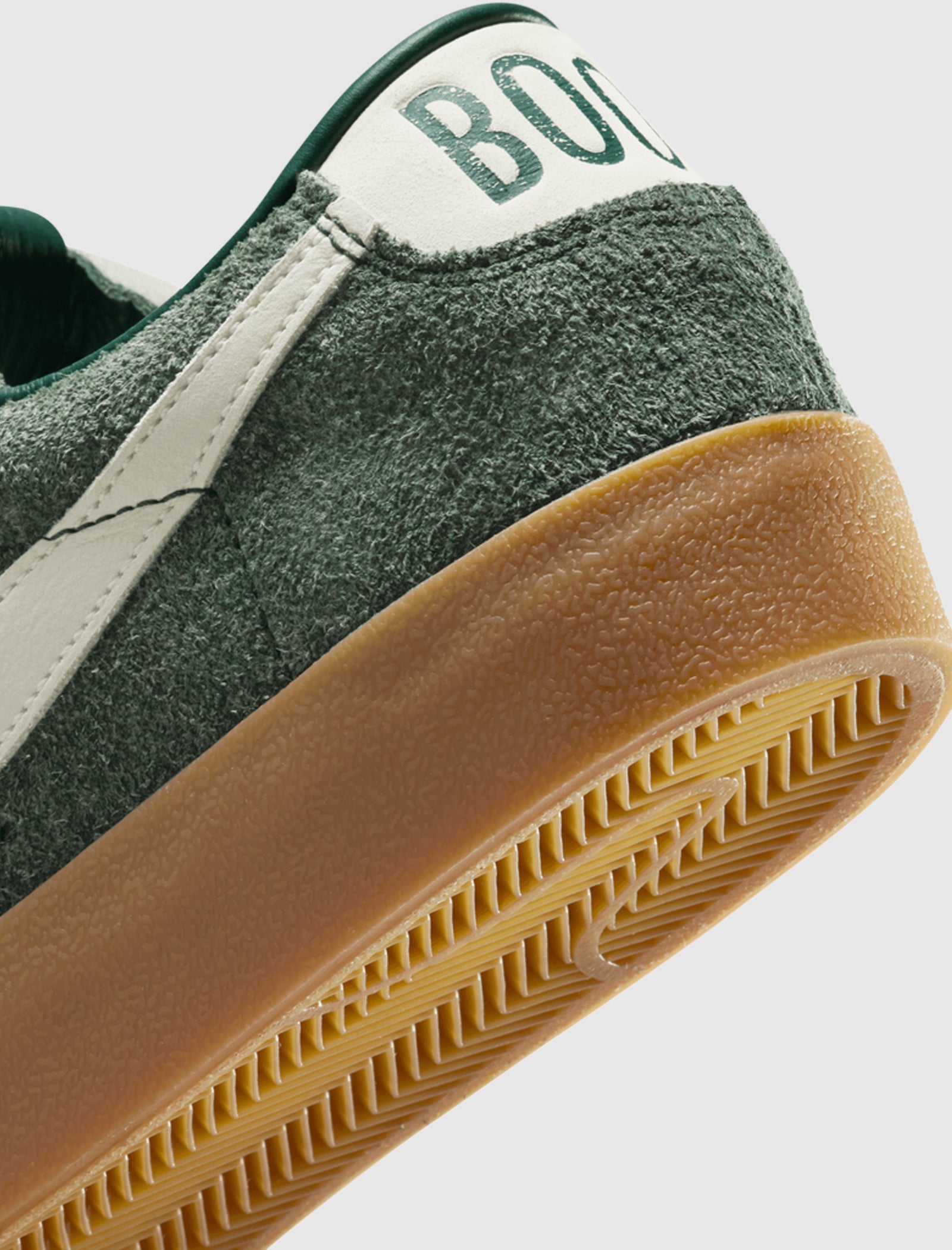 Devin Booker X Chevrolet Blazer Low Team Dark Green Nike оригінал – Купити в Україні – детальний вид