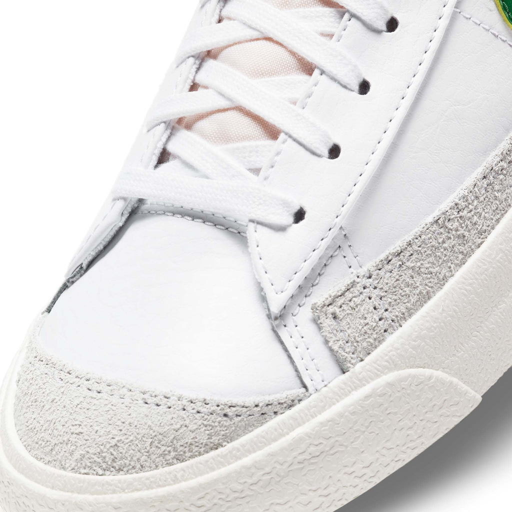 Оригінальна Mens Blazer MID 77 Vintage Pine Green Shoes Nike – збільшений вид