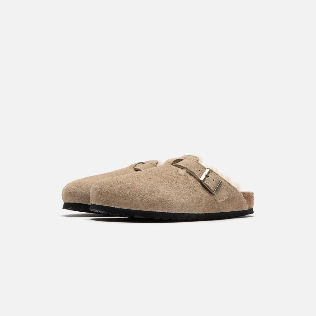 Оригінальна Boston Shearling Suede Taupe Birkenstock – вид ззаду