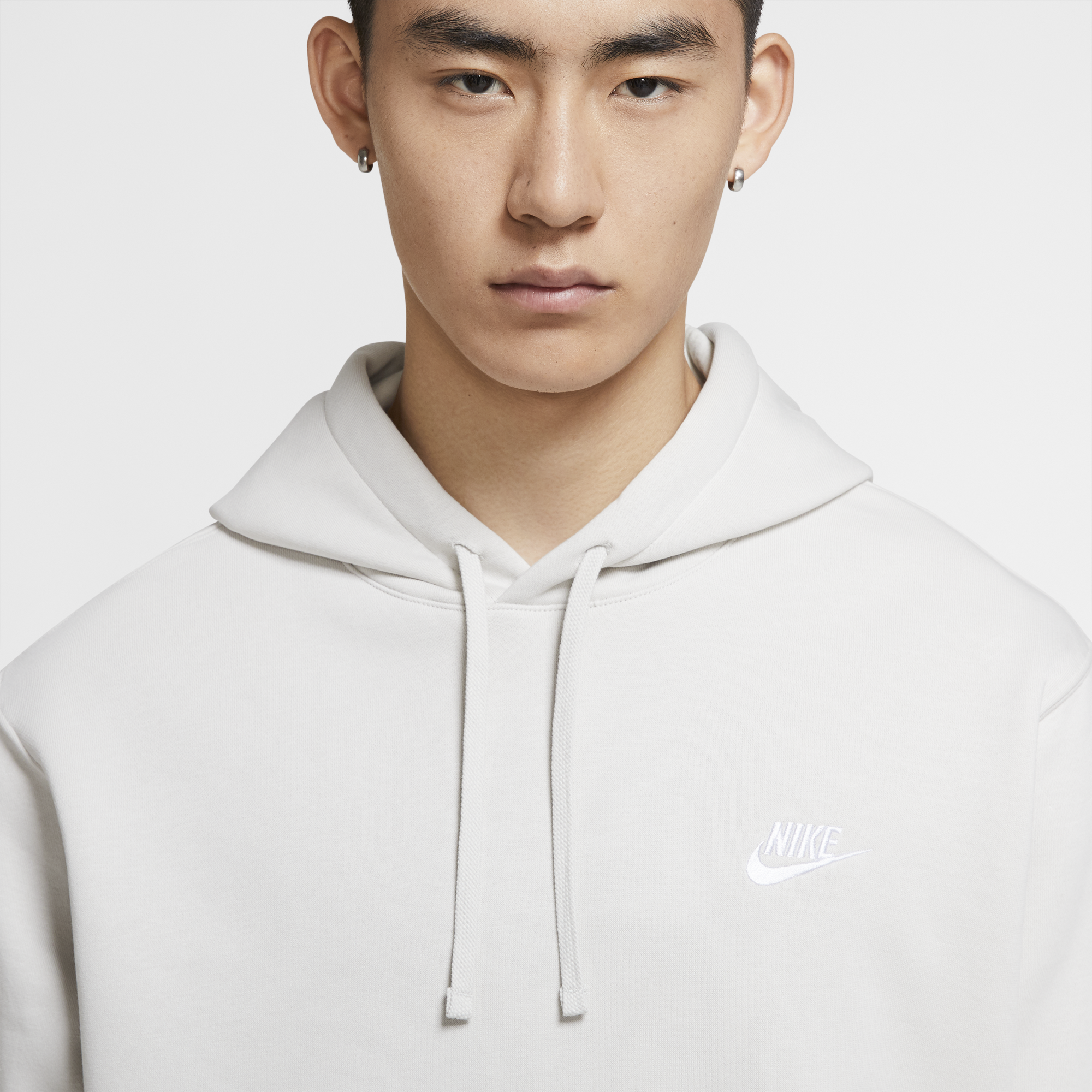 Оригінальна Mens Sportswear Club Fleece Hoodie Light Bone Nike – збільшений вид - NIKE