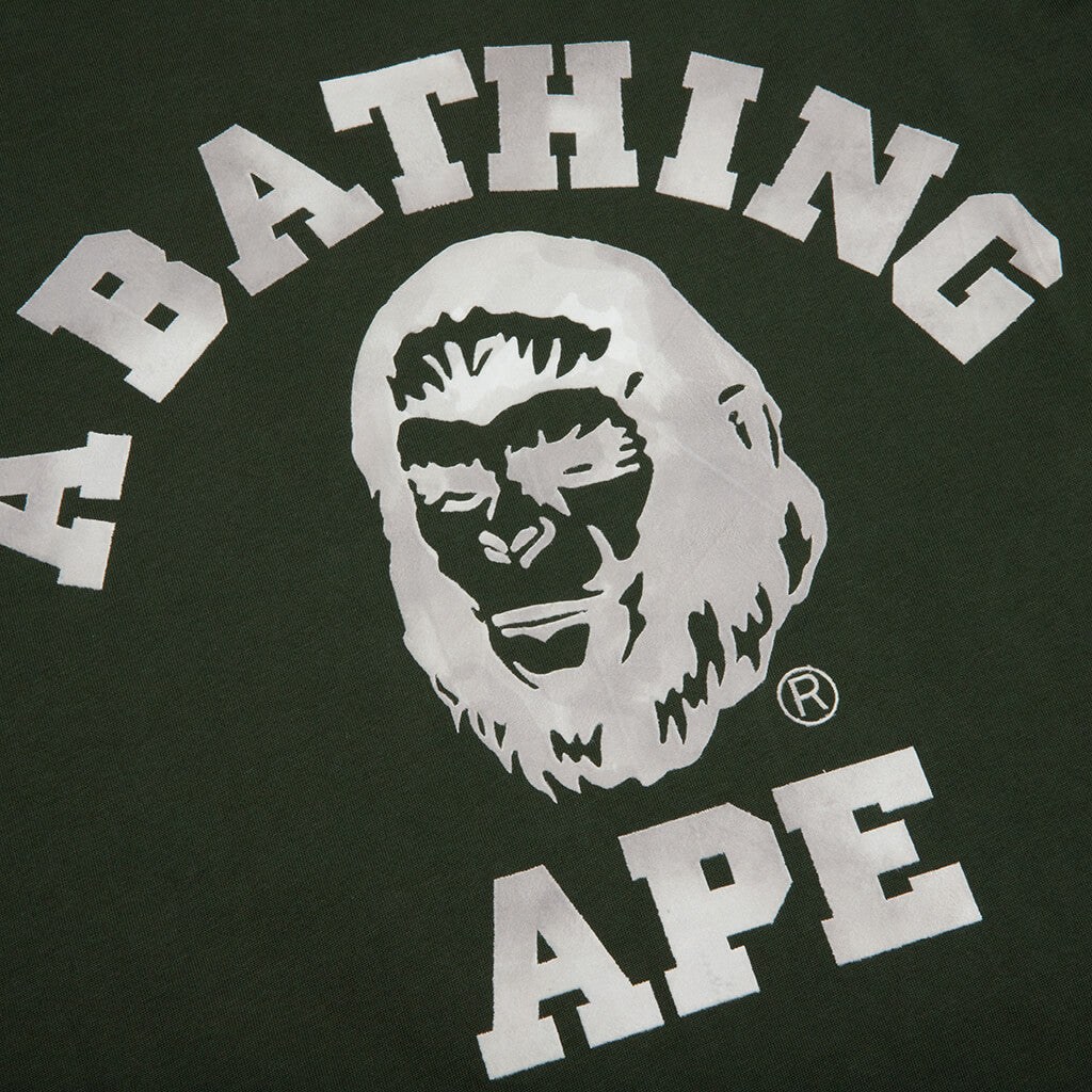 Оригінальна College Graphic Tee Green A bathing ape – детальний вид