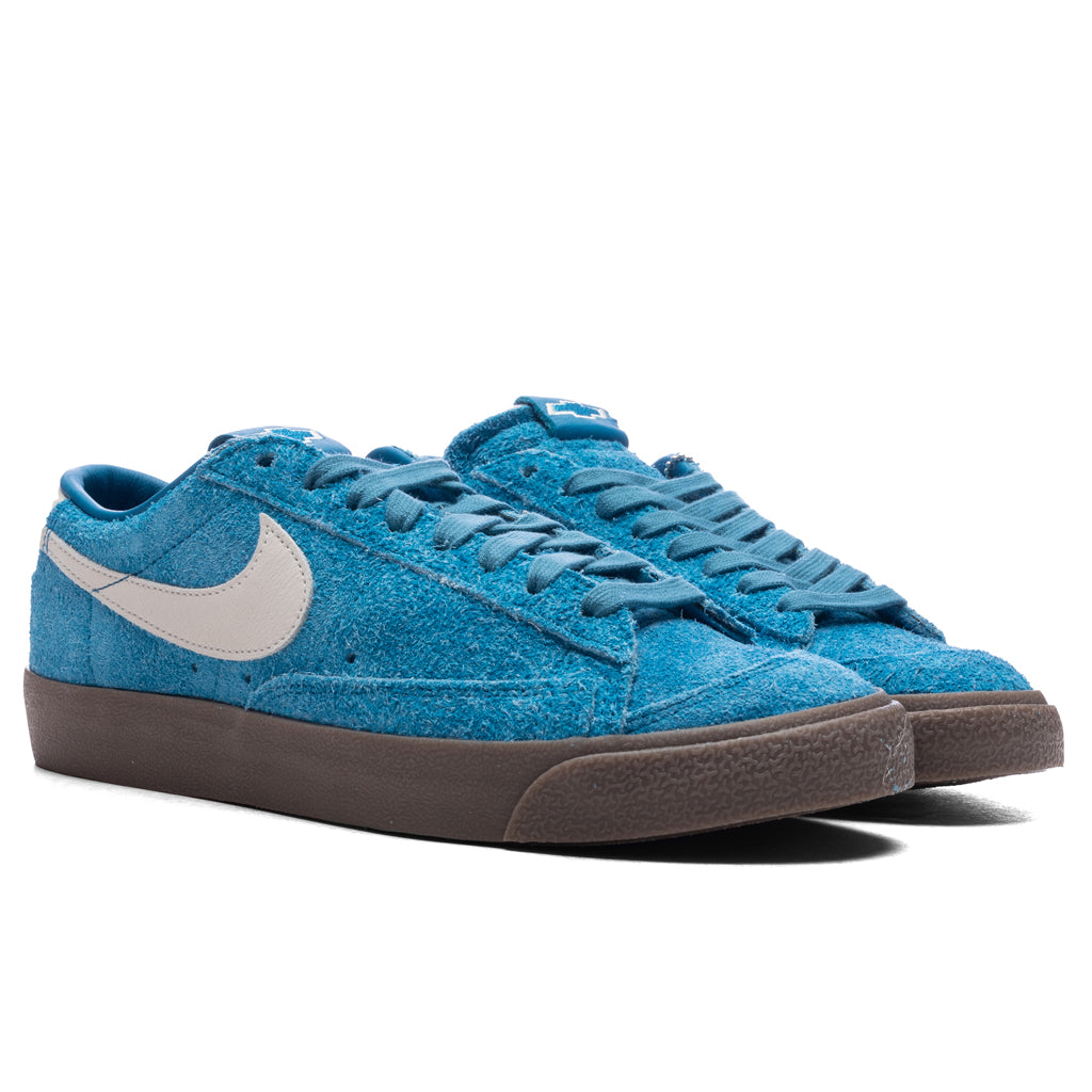 Оригінальна X Devin Booker X Chevrolet Blazer Low Book Surf Blue Qs Surf Blue Nike – вид ззаду
