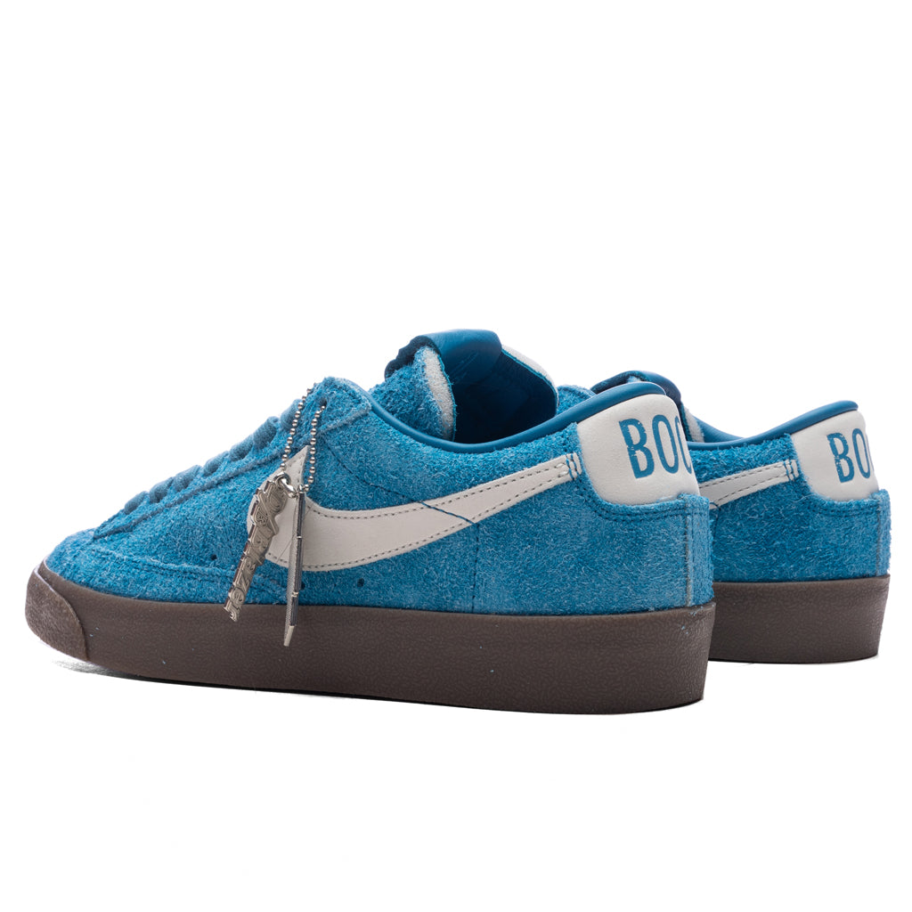 Оригінальна X Devin Booker X Chevrolet Blazer Low Book Surf Blue Qs Surf Blue Nike – детальний вид