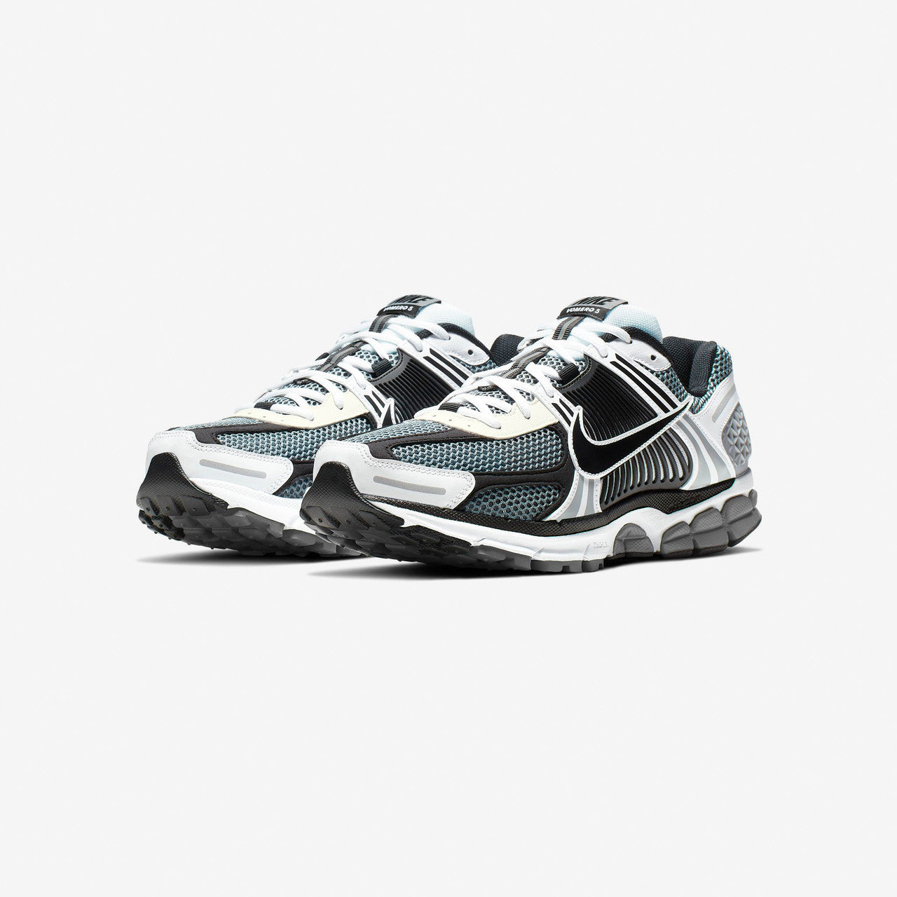 Оригінальна Zoom Vomero 5 Se Sp Nike – вид ззаду