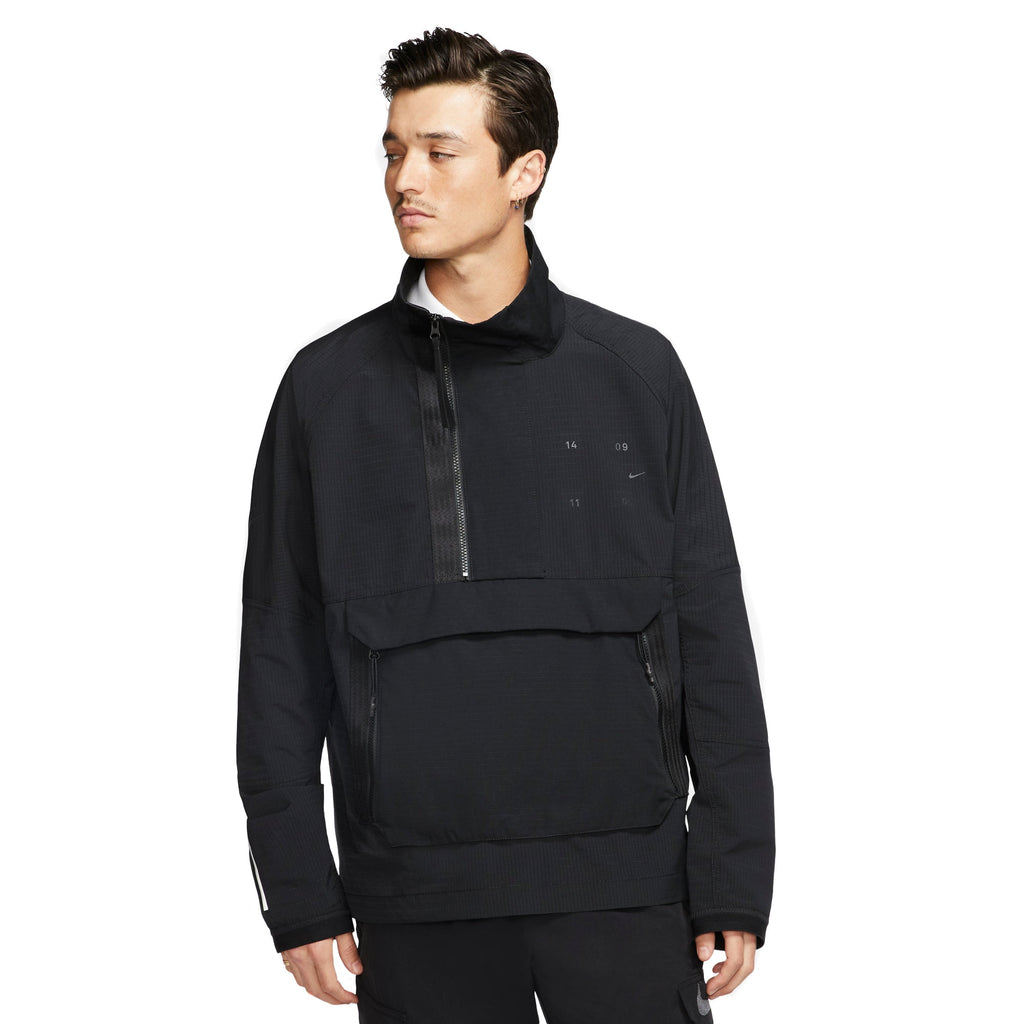Nike Outerwear оригінал | Швидка доставка Україна – вид ззаду